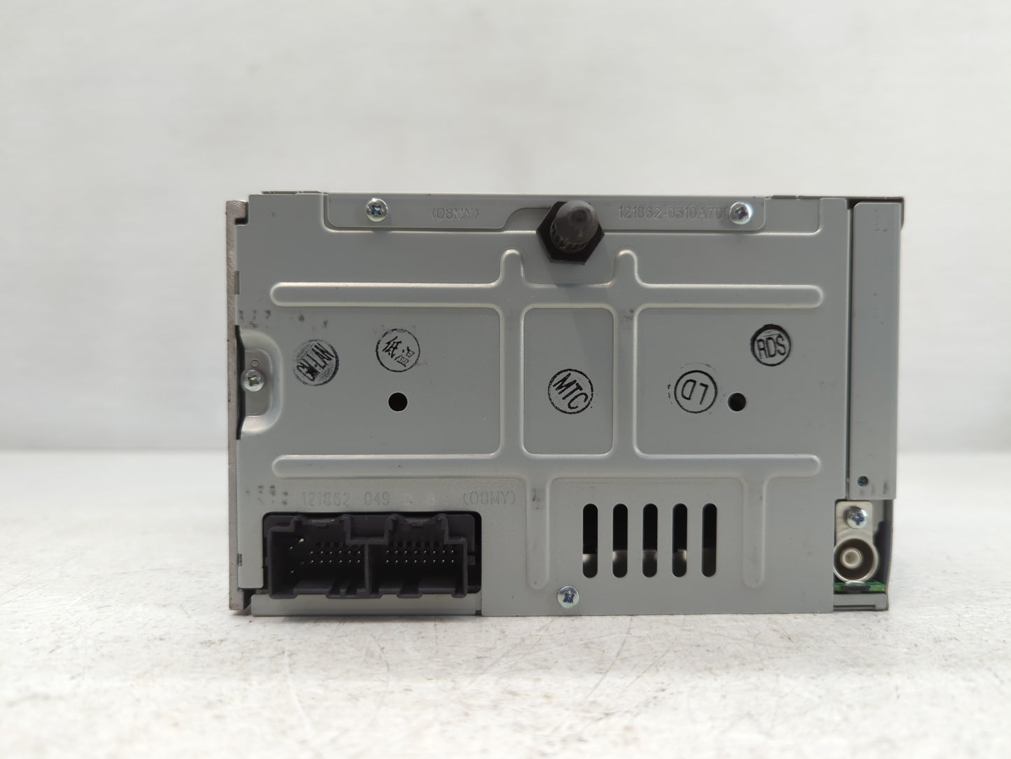 2008 Saturn Vue Radio AM FM Cd Player Receiver Replacement P/N:25956992 Fits OEM Used Auto Parts - Oemusedautoparts1.com