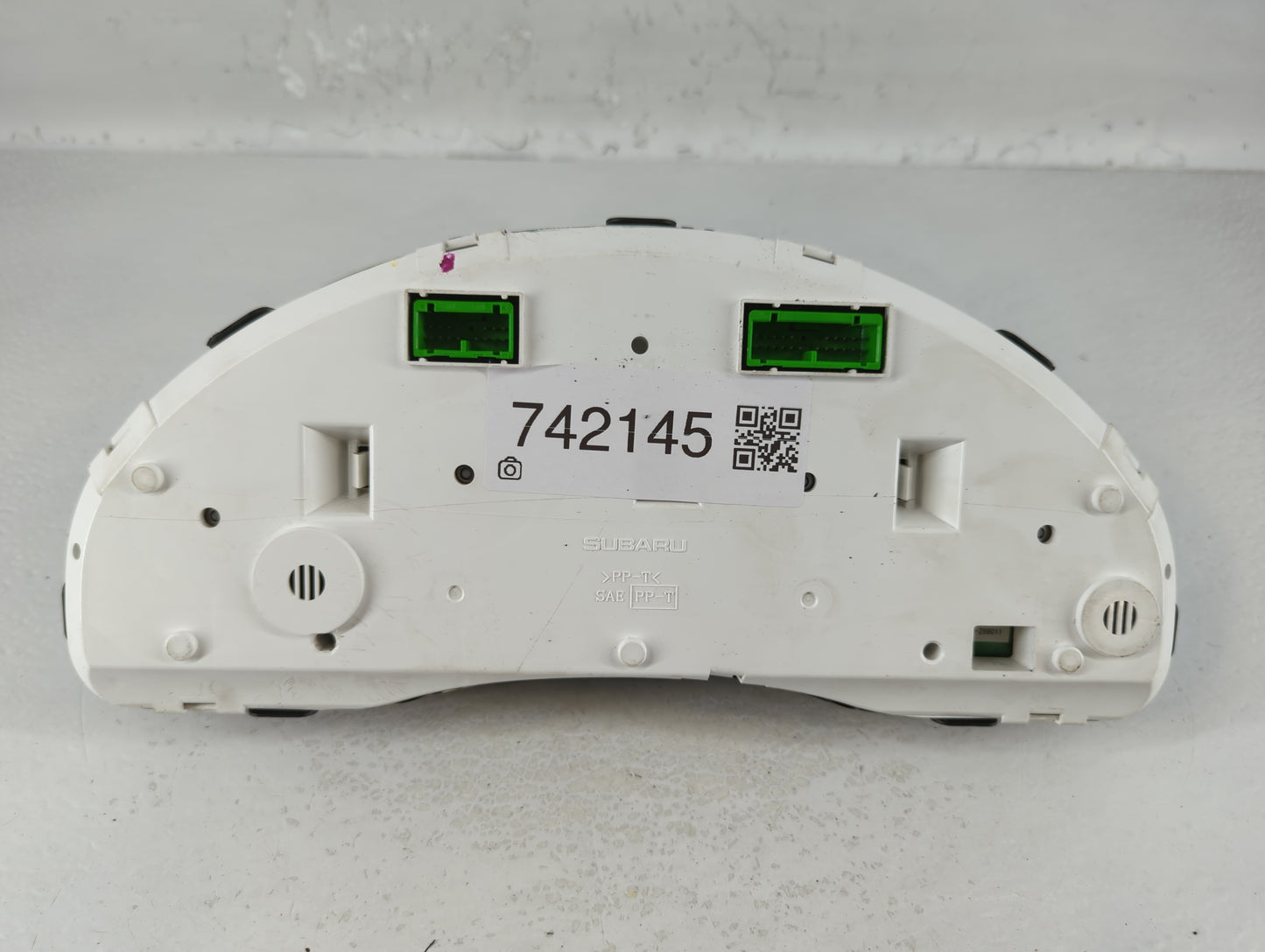 2006 Subaru Legacy Instrument Cluster Speedometer Gauges P/N:85014AG24A Fits OEM Used Auto Parts - Oemusedautoparts1.com