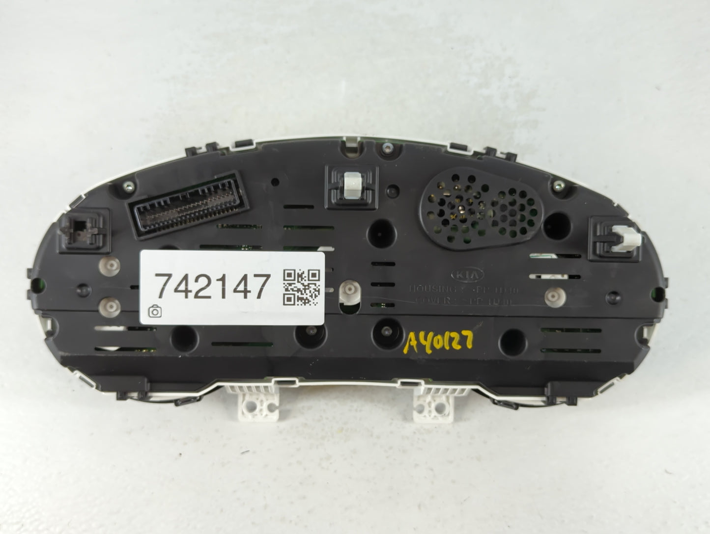 2014-2015 Kia Soul Instrument Cluster Speedometer Gauges P/N:13J22-00048 94006-B2540 Fits Fits 2014 2015 OEM Used Auto Parts - Oemusedautoparts1.com