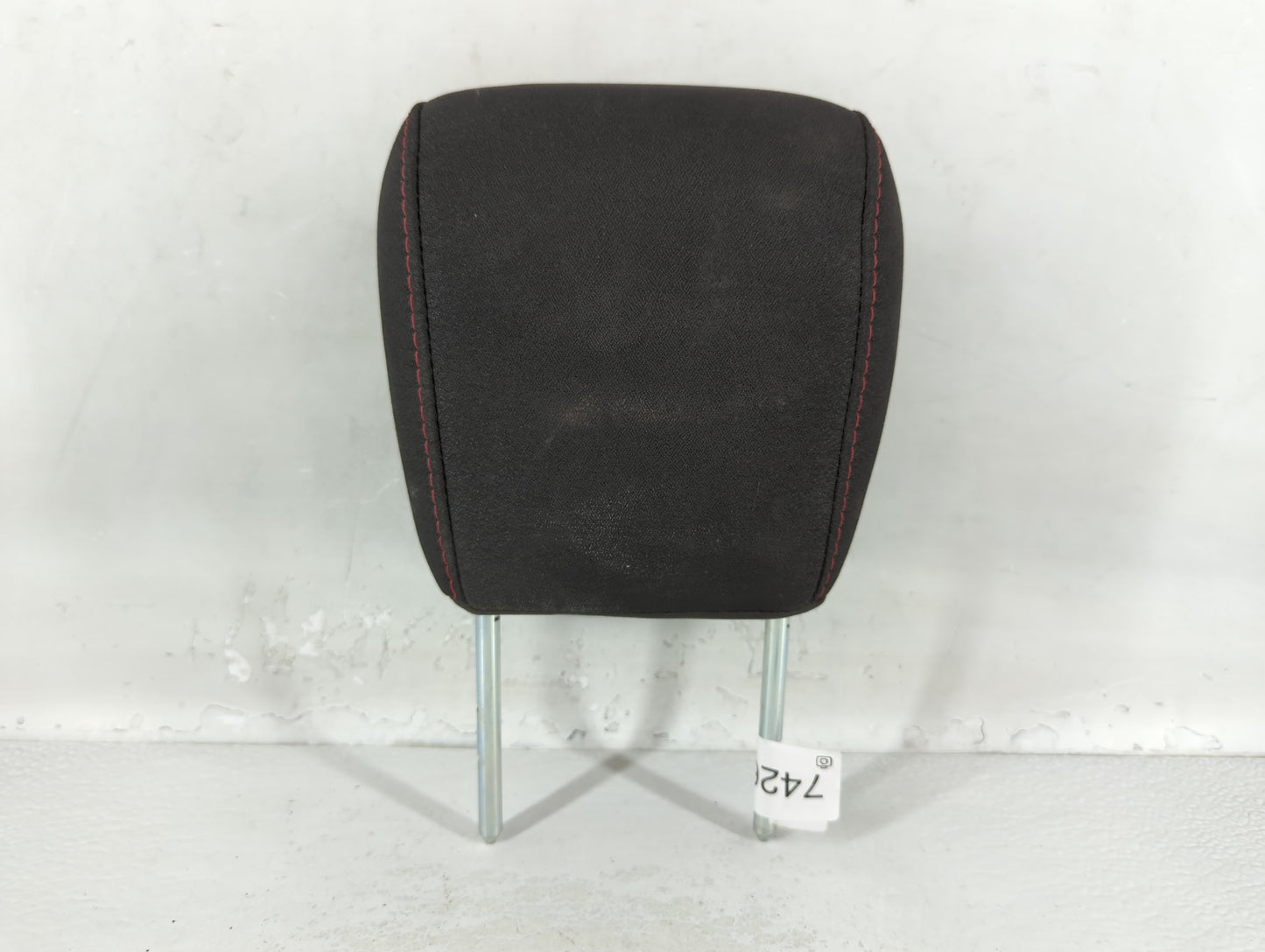 2017 Gmc Terrain Headrest Head Rest Rear Seat Fits OEM Used Auto Parts - Oemusedautoparts1.com