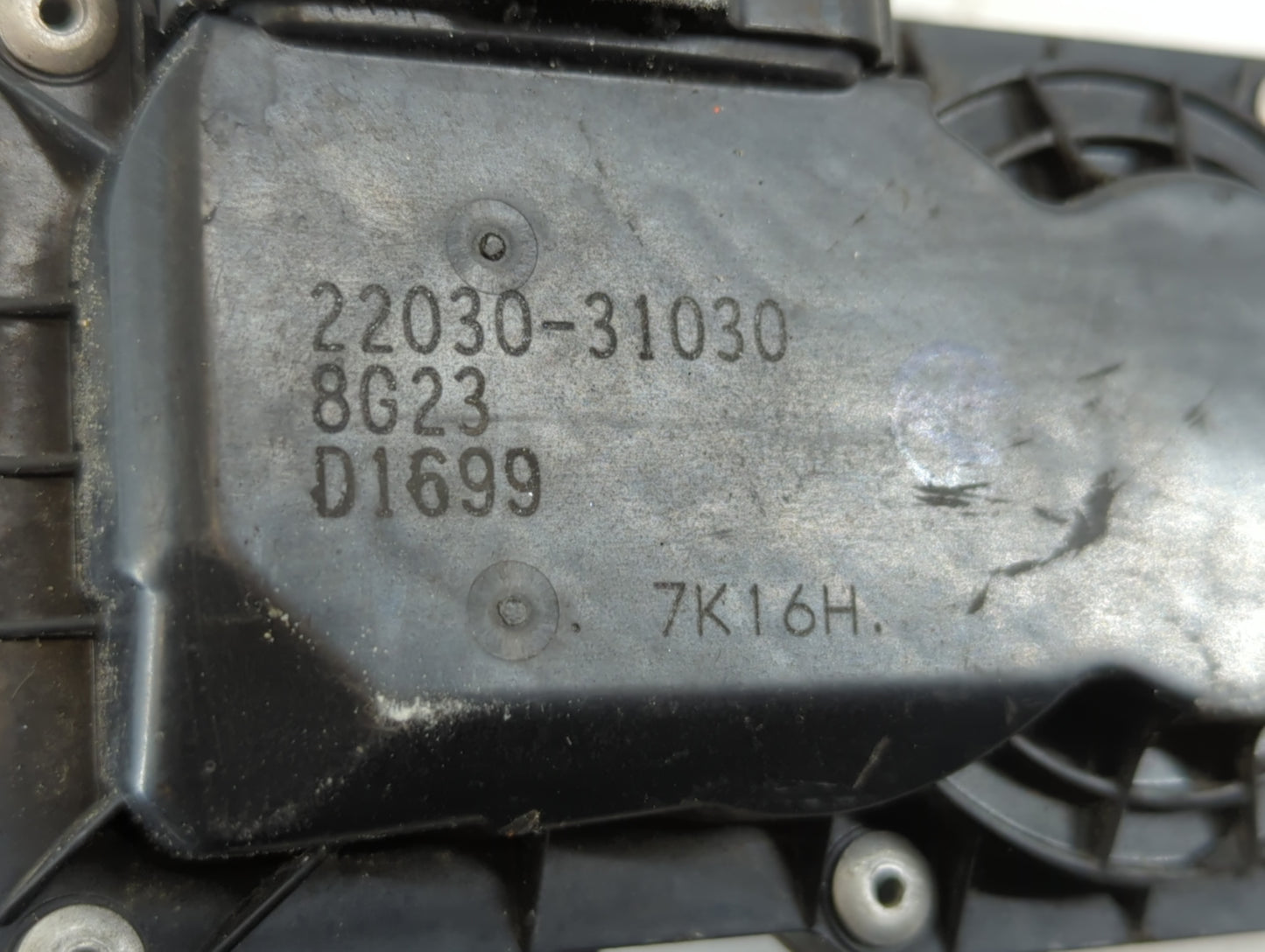 2007-2018 Lexus Es350 Throttle Body P/N:22030-31030 Fits OEM Used Auto Parts - Oemusedautoparts1.com