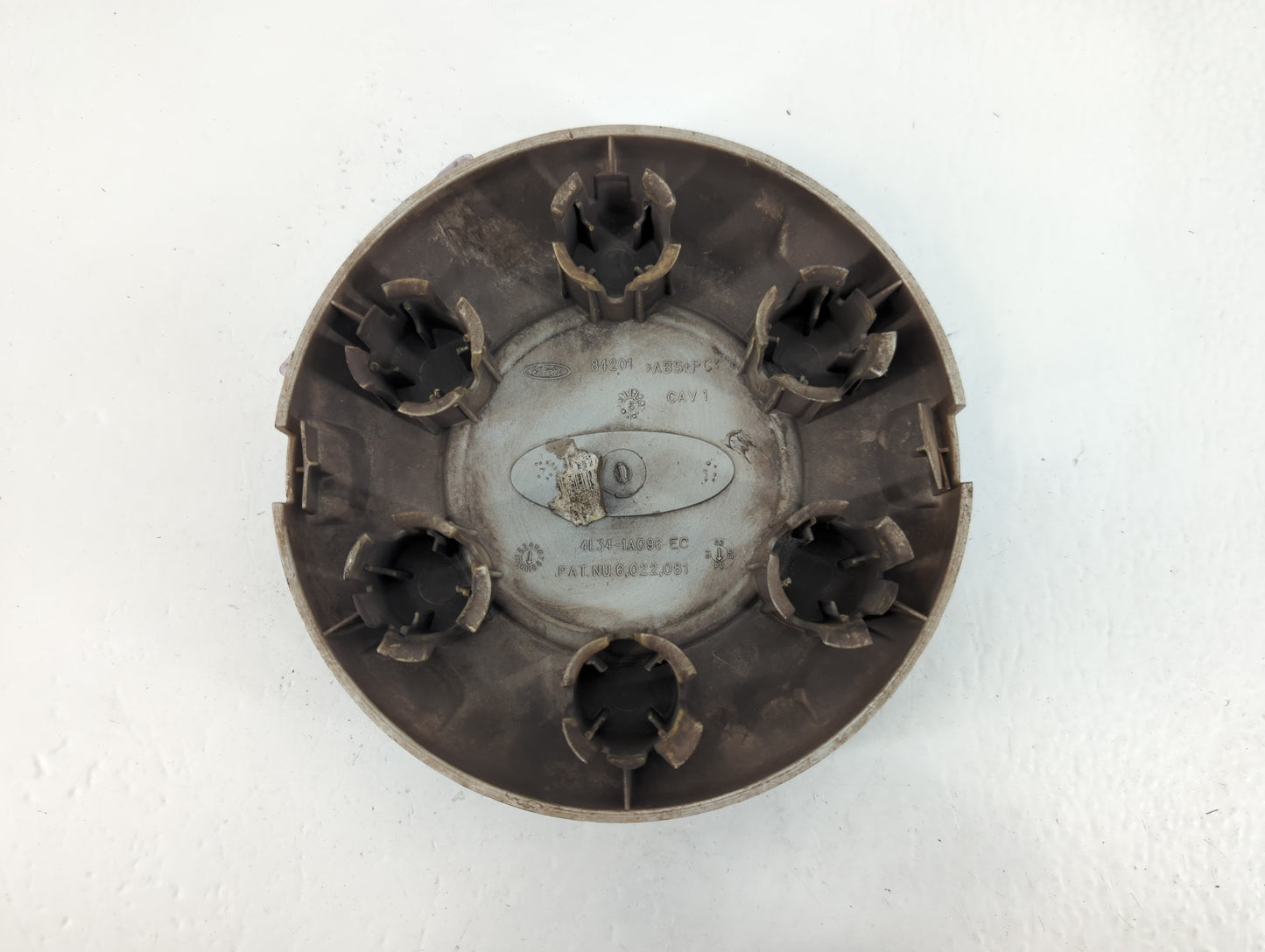 2022 Ford Expedition Rim Wheel Center Cap - Oemusedautoparts1.com