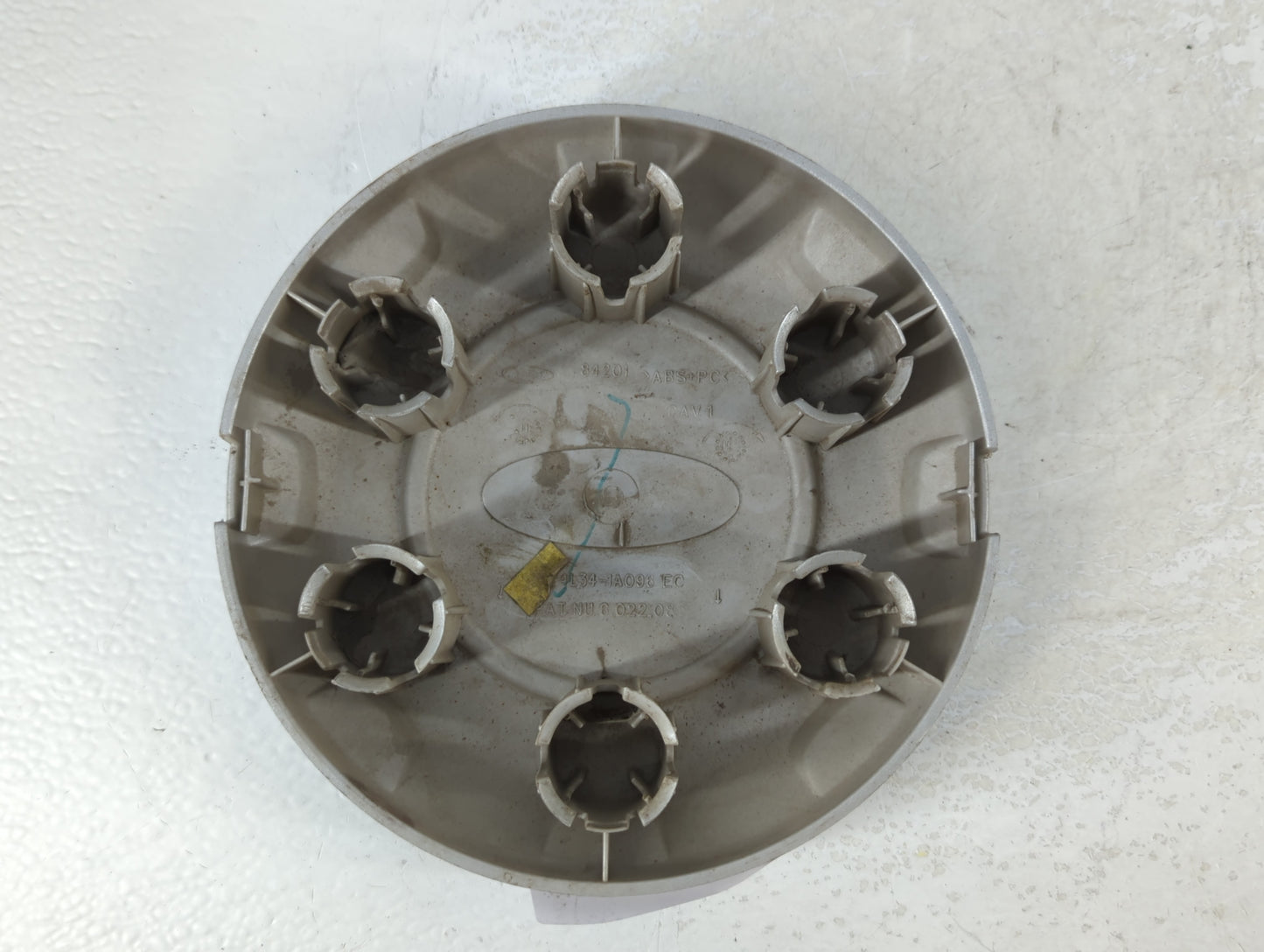 2022 Ford Expedition Rim Wheel Center Cap - Oemusedautoparts1.com