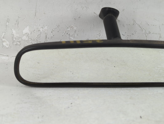 1998 Gmc 2500 Interior Rear View Mirror Replacement OEM P/N:I E8 011084 IE8011084 Fits OEM Used Auto Parts