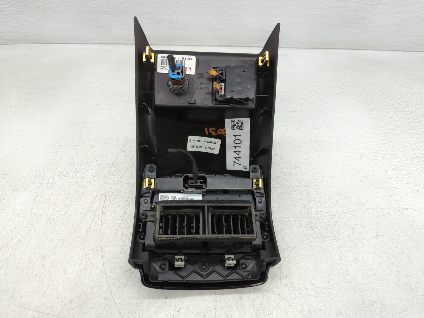 2013-2014 Cadillac Xts Climate Control Module Temperature AC/Heater Replacement P/N:123364965 22953033 Fits Fits 2013 2014 OEM Used Auto Parts - Oemusedautoparts1.com