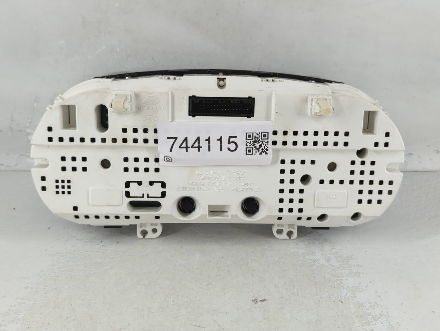 2011-2014 Hyundai Sonata Instrument Cluster Speedometer Gauges P/N:94001-3Q014 TN257470-3214 Fits Fits 2011 2012 2013 2014 OEM Used Auto Parts - Oemusedautoparts1.com