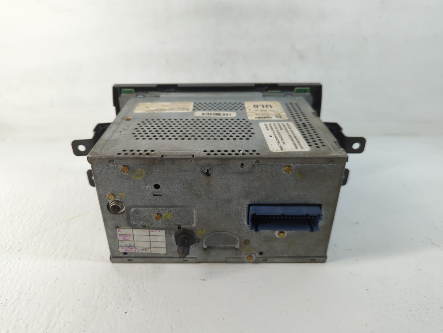 2000-2001 Cadillac Catera Radio AM FM Cd Player Receiver Replacement P/N:16239126 Fits Fits 2000 2001 OEM Used Auto Parts - Oemusedautoparts1.com