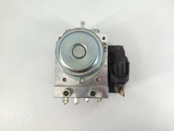 2011 Nissan Juke ABS Pump Control Module Replacement P/N:56607461 A98000B76, F16220358 Fits OEM Used Auto Parts