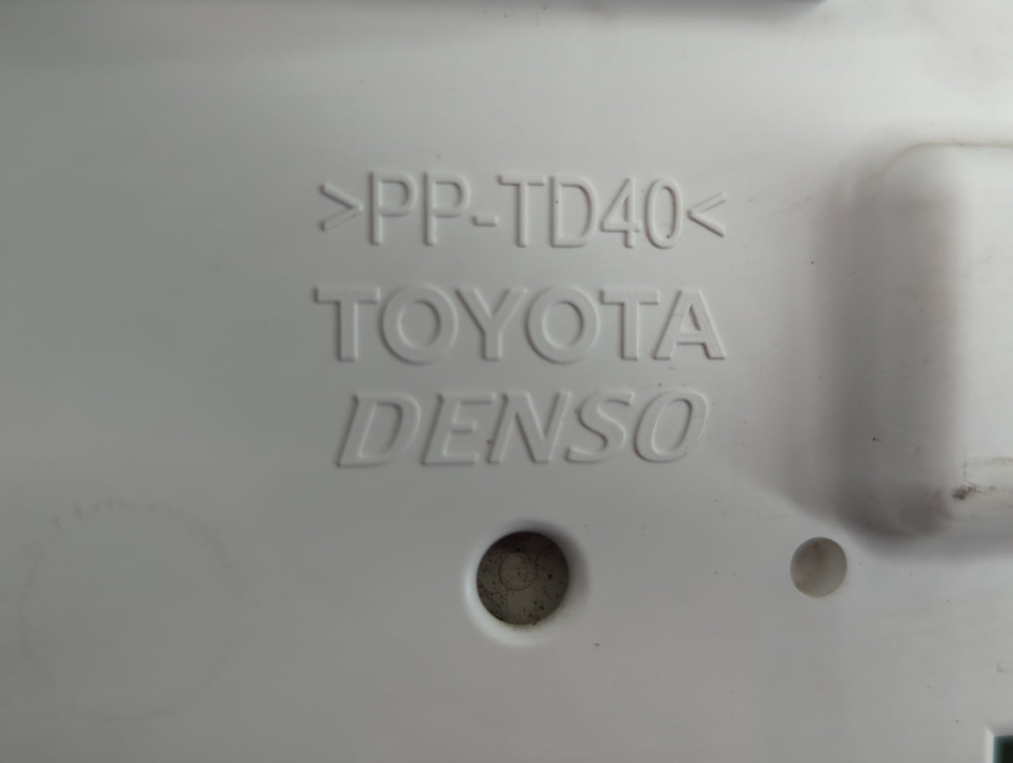 2013-2014 Toyota Camry Instrument Cluster Speedometer Gauges P/N:TN157560-2980 83800-0X620-00 Fits Fits 2013 2014 OEM Used Auto Parts - Oemusedautoparts1.com