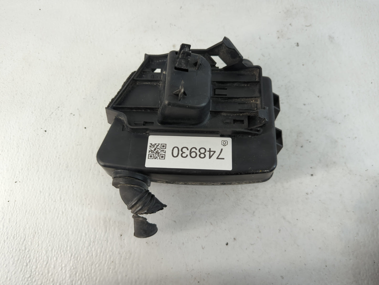2007 Bmw Z4 Fusebox Fuse Box Panel Relay Module P/N:586509 -10 1290 7533283-1 Fits OEM Used Auto Parts - Oemusedautoparts1.com
