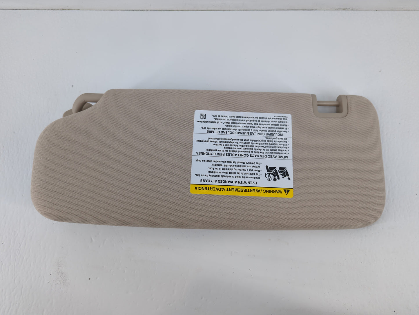 2023 Lincoln Aviator Sun Visor Shade Replacement Passenger Right Mirror Fits OEM Used Auto Parts - Oemusedautoparts1.com