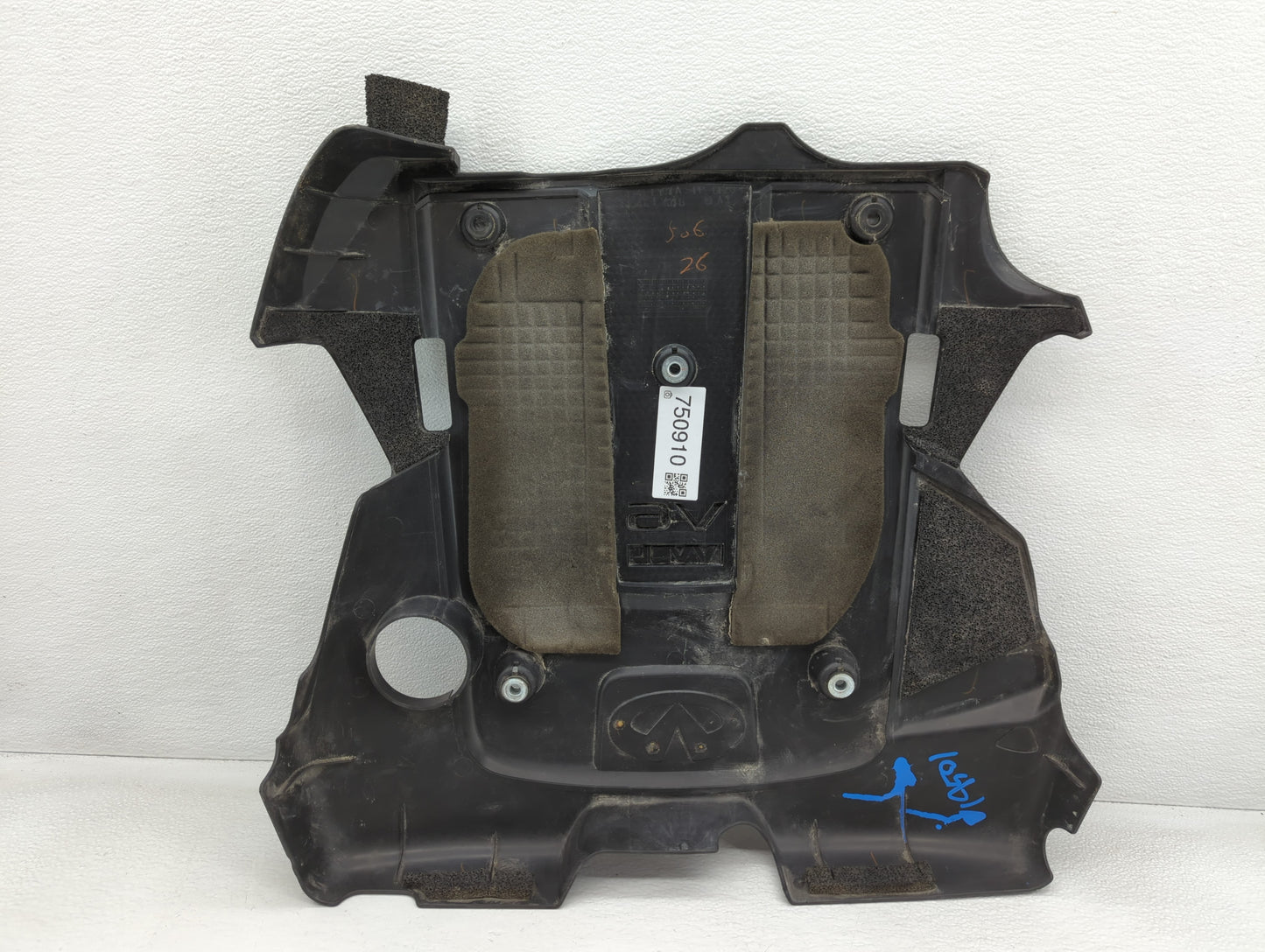 2011 Infiniti G37 Engine Cover - Oemusedautoparts1.com