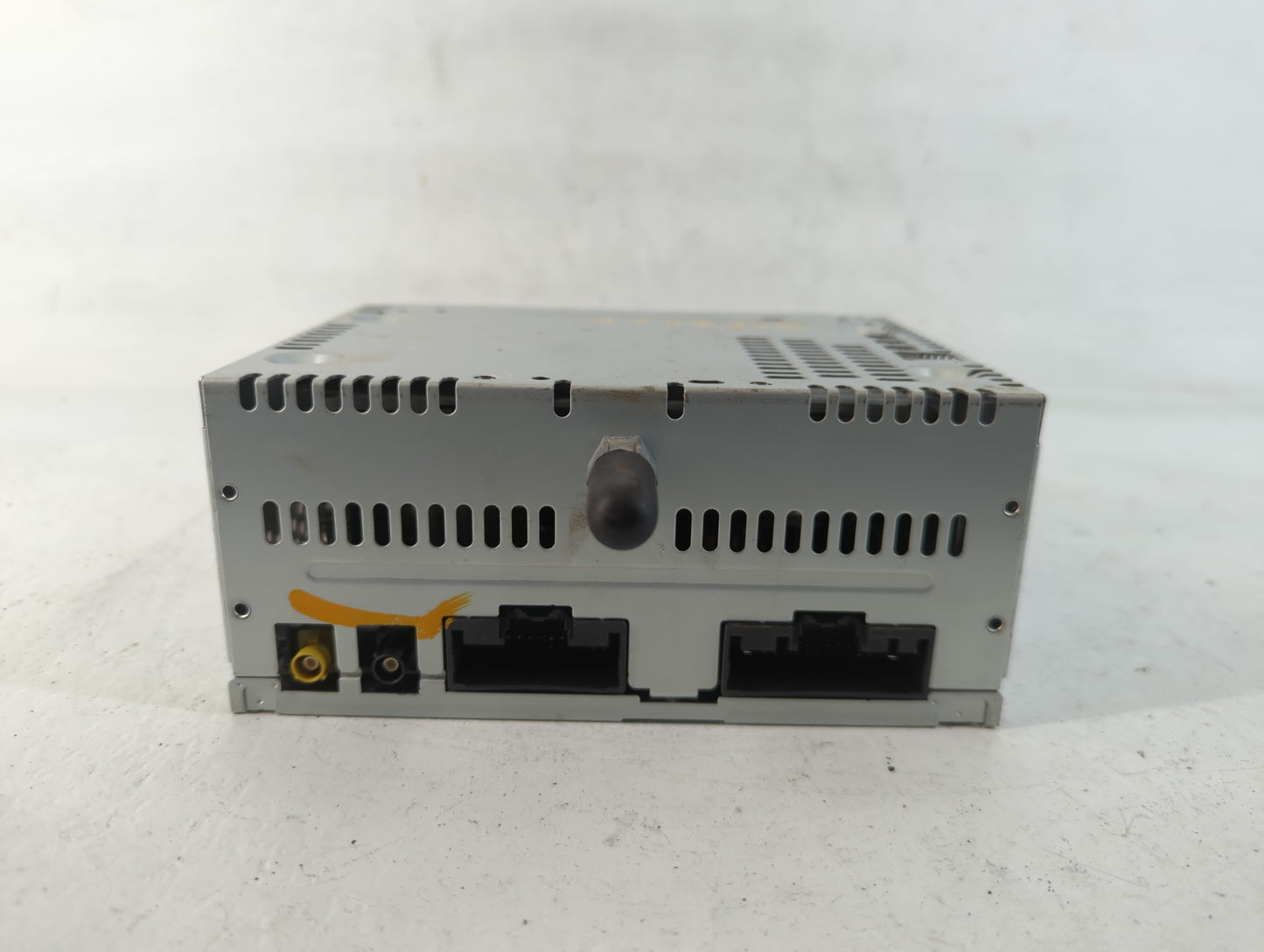 2013-2015 Ford Edge Radio AM FM Cd Player Receiver Replacement P/N:ET4T19C107JA Fits Fits 2013 2014 2015 OEM Used Auto Parts - Oemusedautoparts1.com