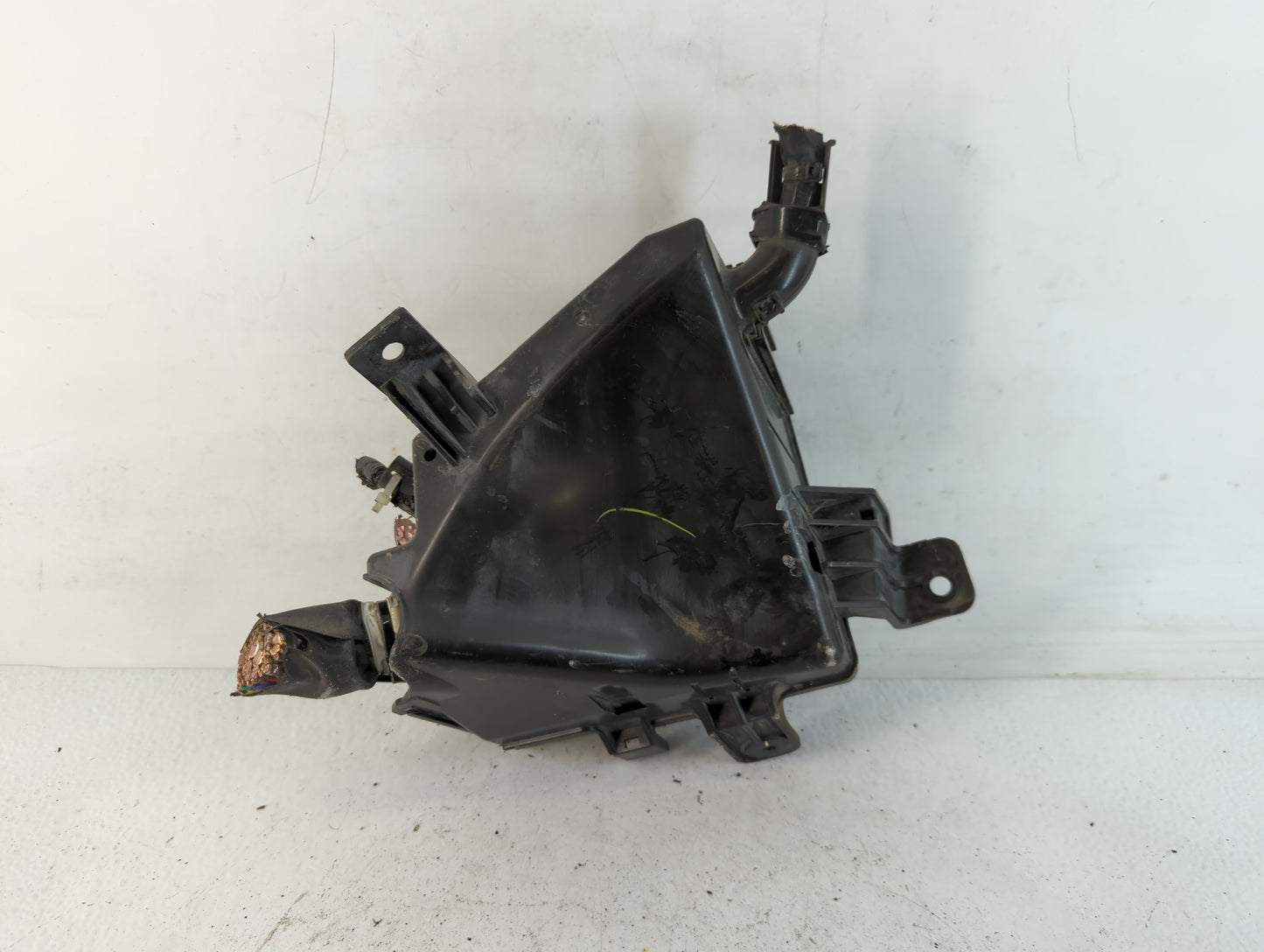 2017-2022 Subaru Impreza Fusebox Fuse Box Panel Relay Module P/N:MB504100B Fits Fits 2017 2018 2019 2020 2021 2022 OEM Used Auto Parts - Oemusedautoparts1.com