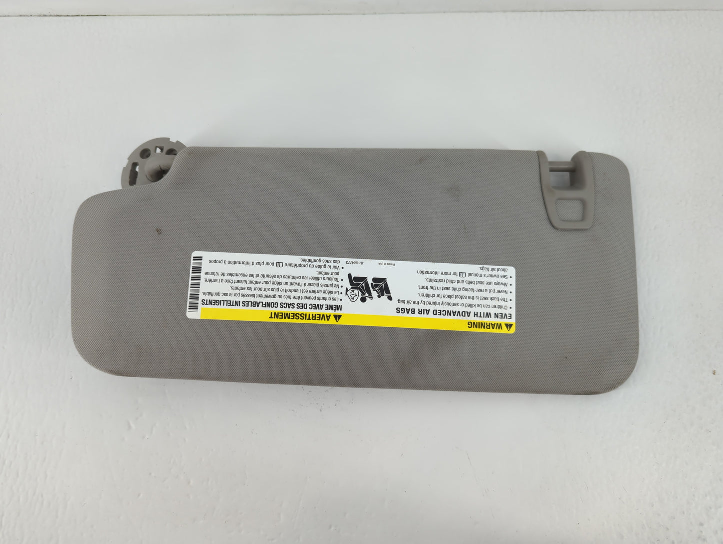 2016 Chevrolet Traverse Sun Visor Shade Replacement Driver Left Mirror Fits OEM Used Auto Parts - Oemusedautoparts1.com