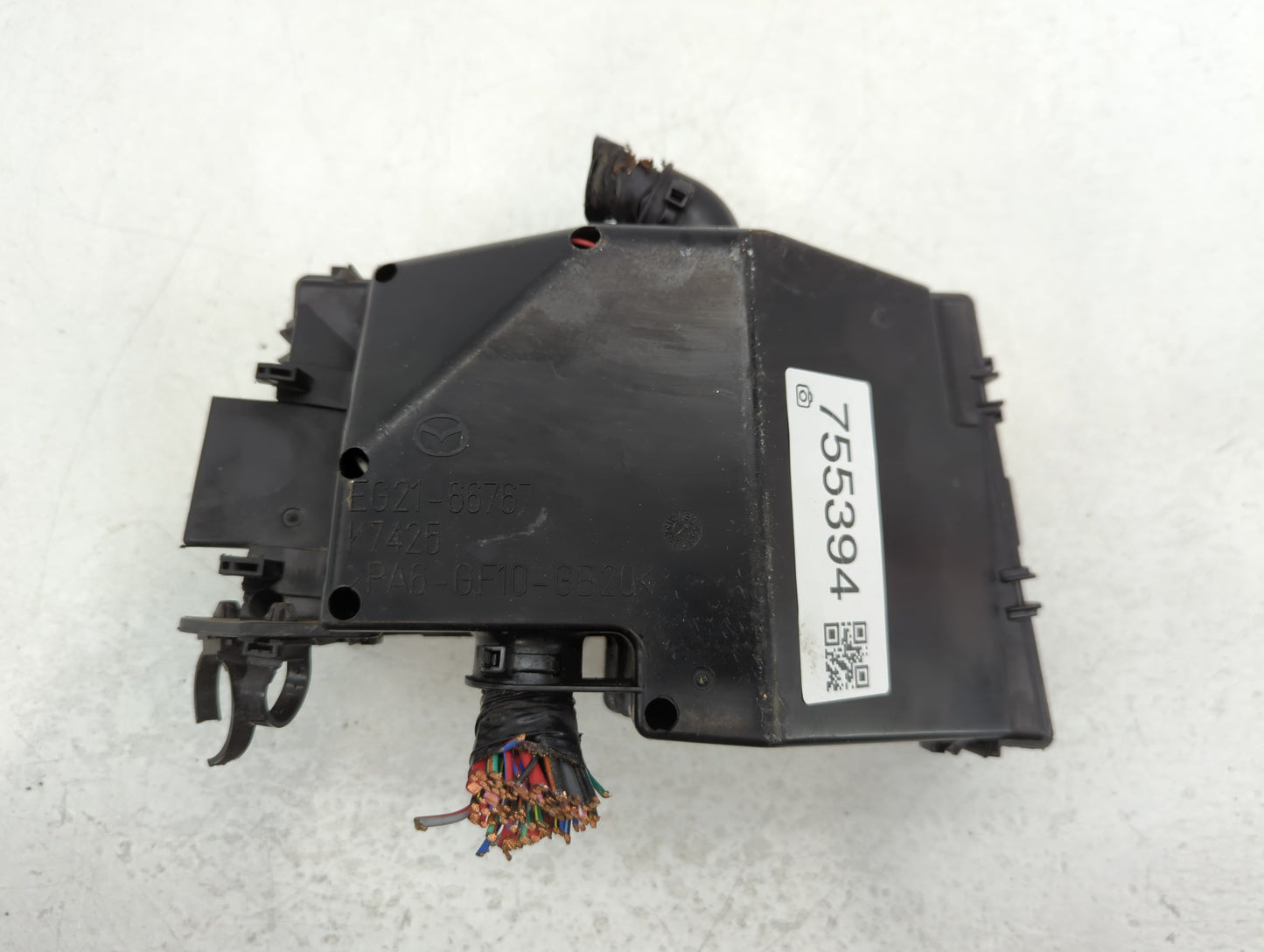 2010-2012 Mazda Cx-7 Fusebox Fuse Box Panel Relay Module P/N:PA6-GF10-GB20 EG21-66767 Fits Fits 2010 2011 2012 OEM Used Auto Parts - Oemusedautoparts1.com