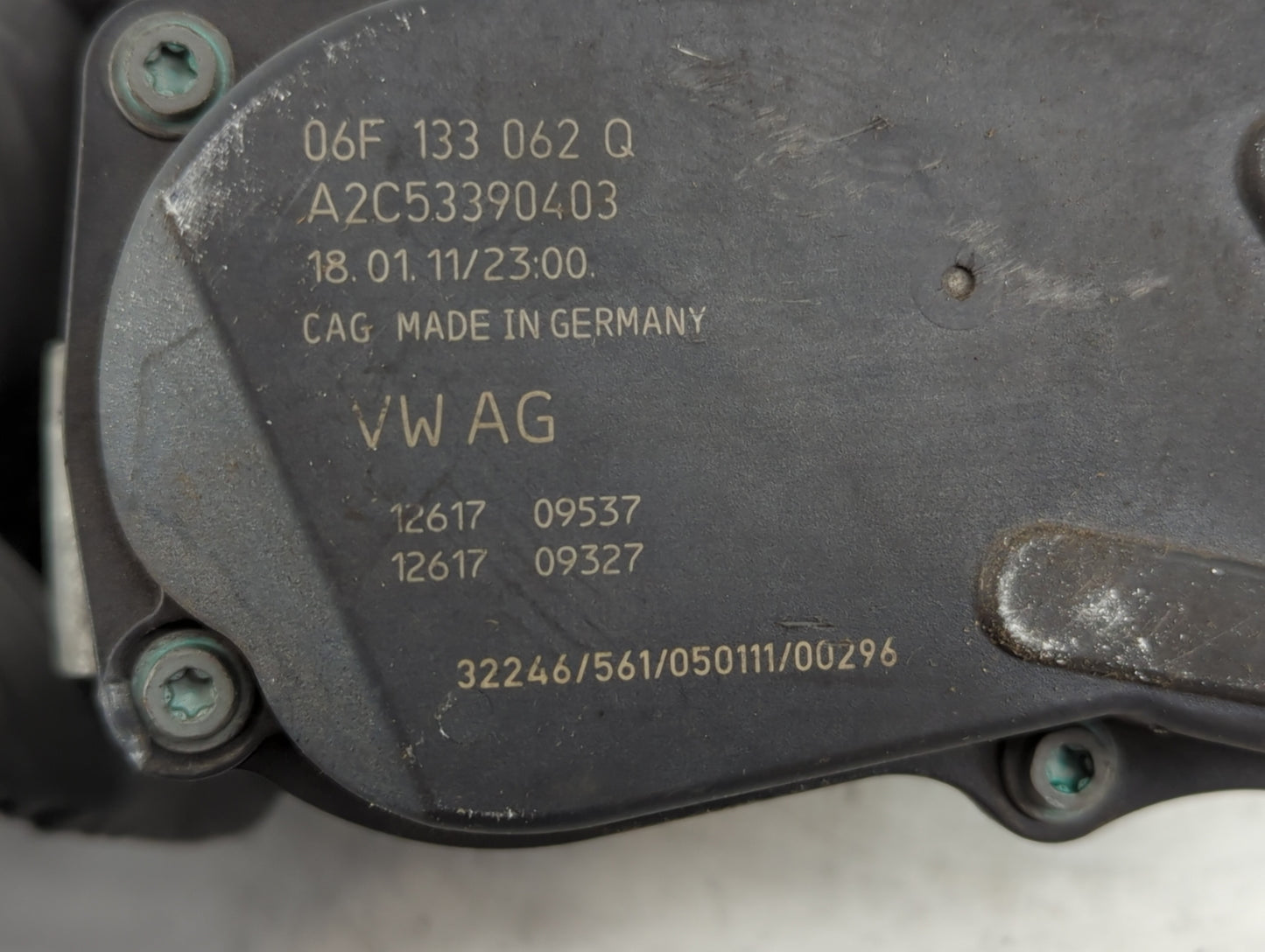 2007-2016 Volkswagen Eos Throttle Body P/N:06F 133 062 Q Fits OEM Used Auto Parts - Oemusedautoparts1.com