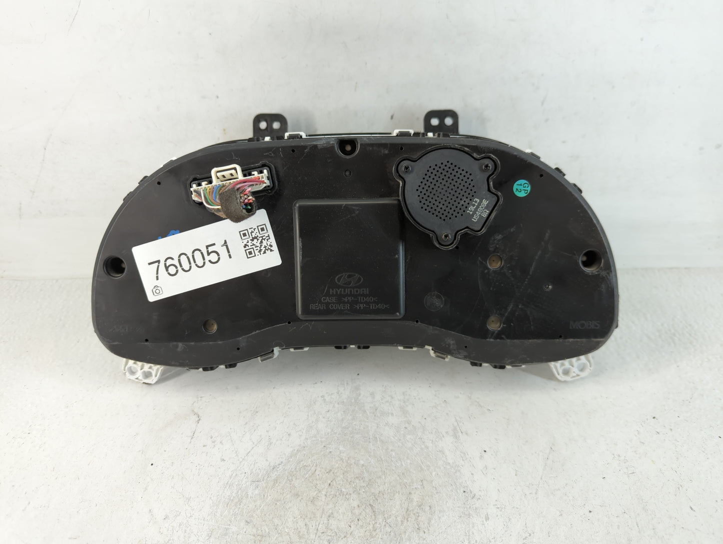 2020-2021 Hyundai Kona Instrument Cluster Speedometer Gauges P/N:200604 94011J9460 Fits Fits 2020 2021 OEM Used Auto Parts - Oemusedautoparts1.com