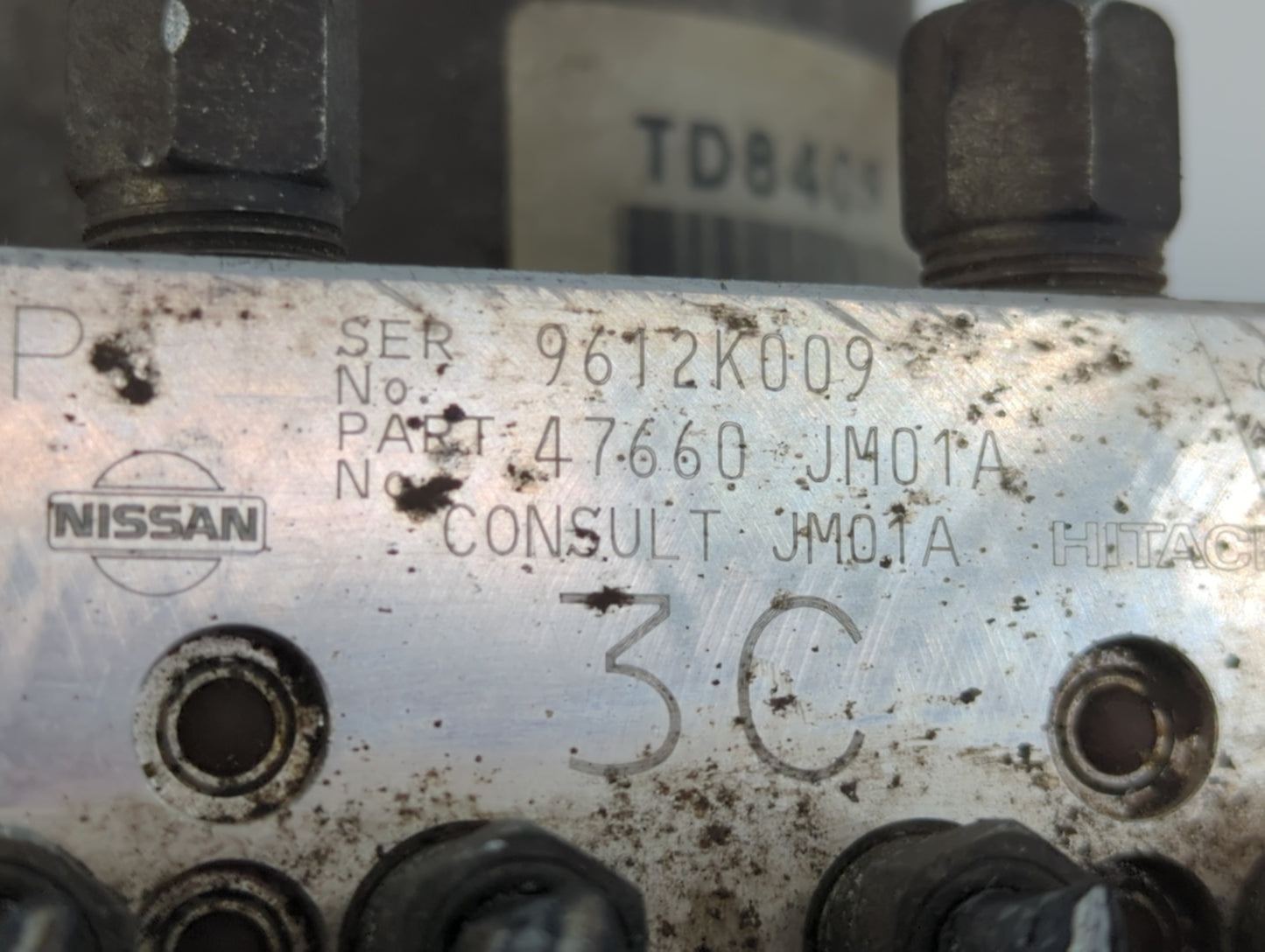 2008-2009 Nissan Rogue ABS Pump Control Module Replacement P/N:47660 JM01A 9612K009 Fits Fits 2008 2009 OEM Used Auto Parts - Oemusedautoparts1.com