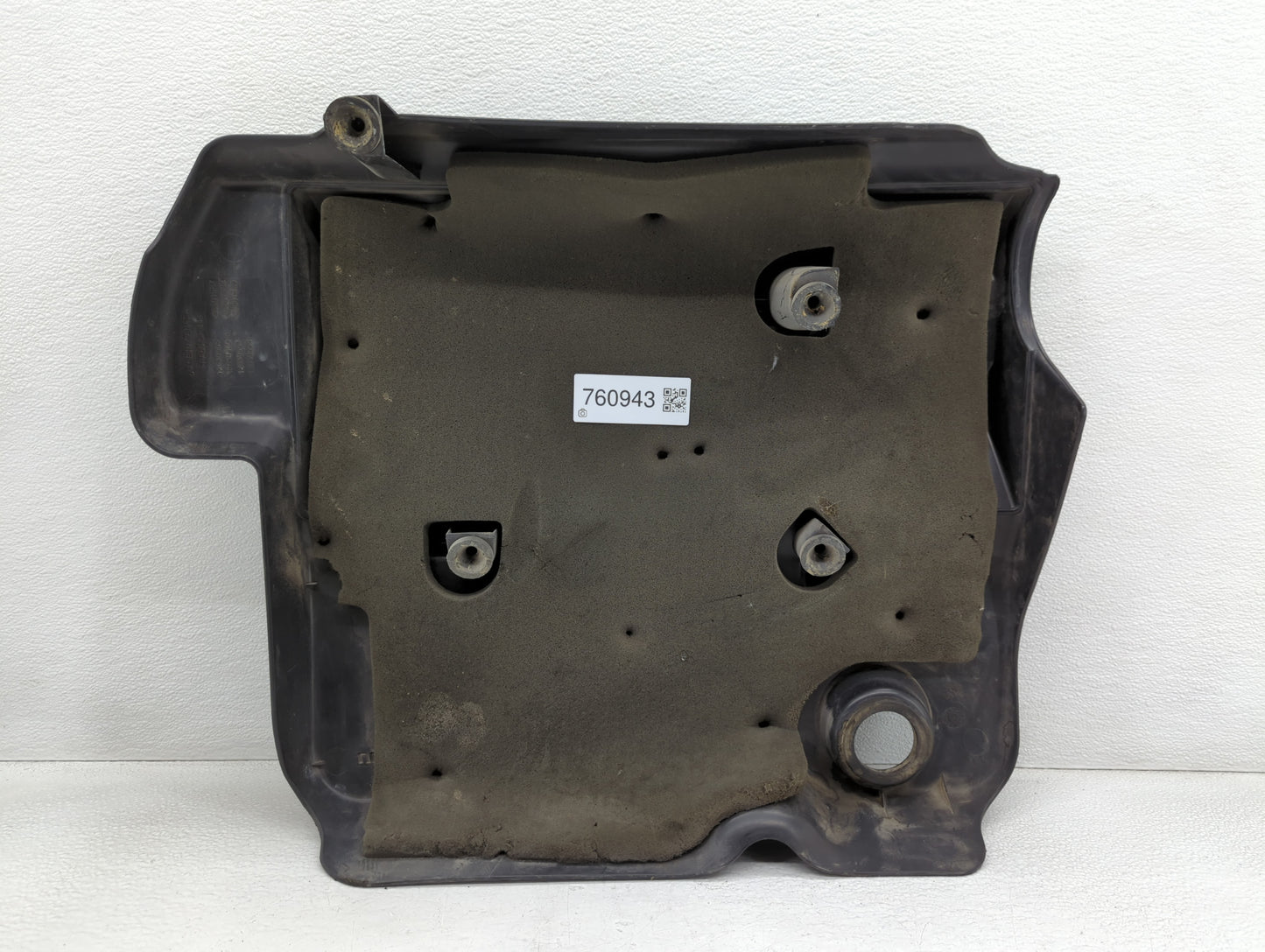 2010 Cadillac Srx Engine Cover - Oemusedautoparts1.com