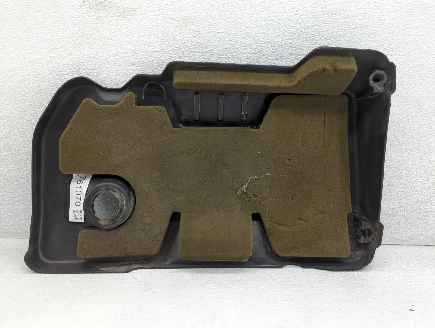 2011 Chevrolet Equinox Engine Cover - Oemusedautoparts1.com