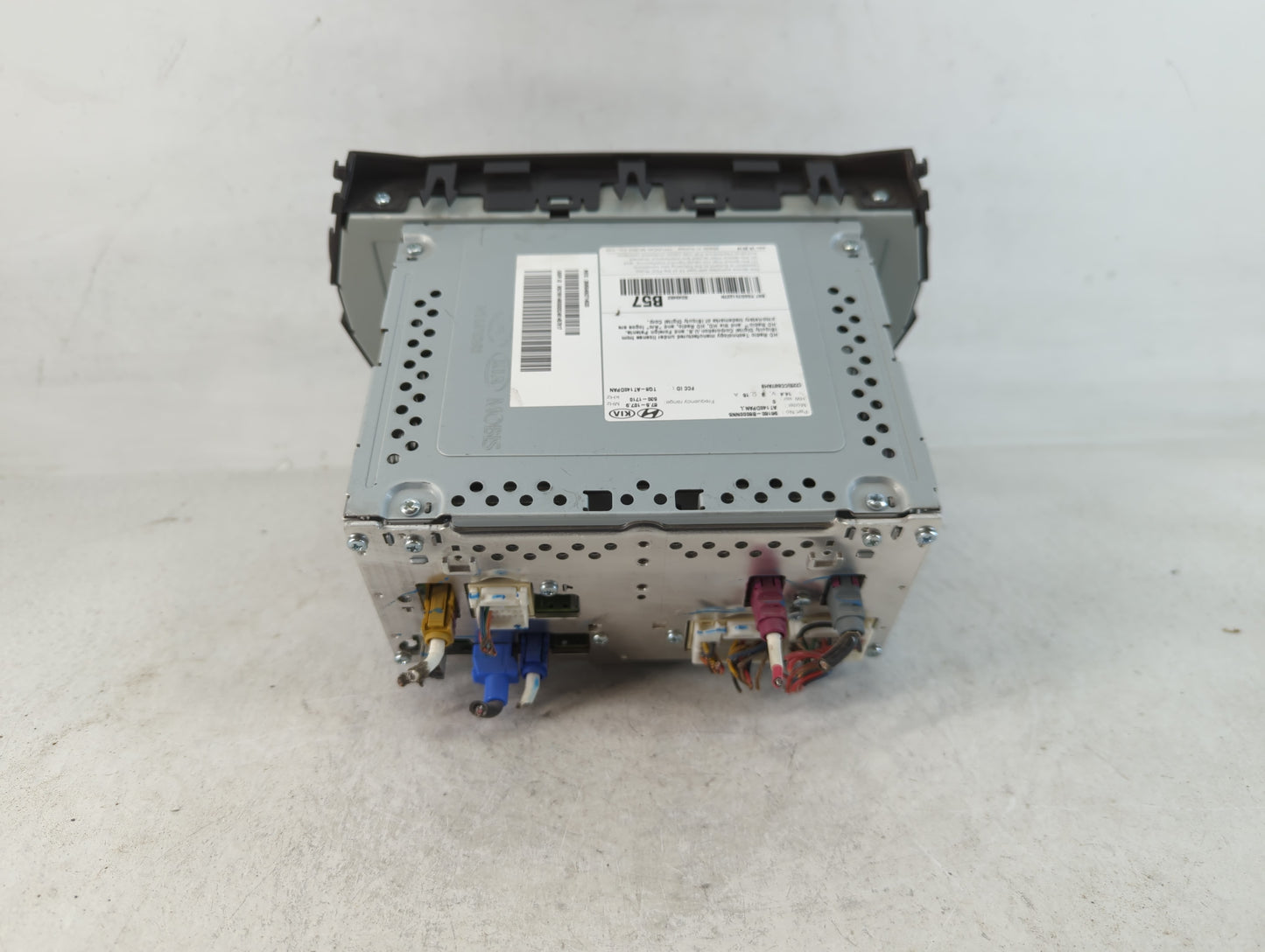 2017-2018 Hyundai Santa Fe Radio AM FM Cd Player Receiver Replacement P/N:96160-B8000NN5 Fits Fits 2017 2018 OEM Used Auto Parts - Oemusedautoparts1.com