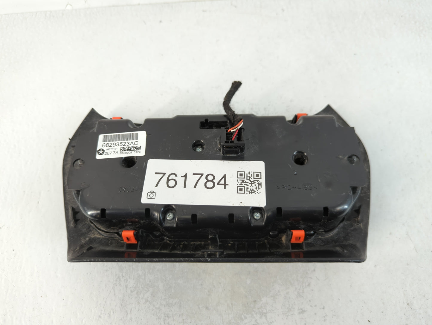 2015-2018 Jeep Cherokee Climate Control Module Temperature AC/Heater Replacement P/N:16625101 68293523AC Fits OEM Used Auto Parts - Oemusedautoparts1.com