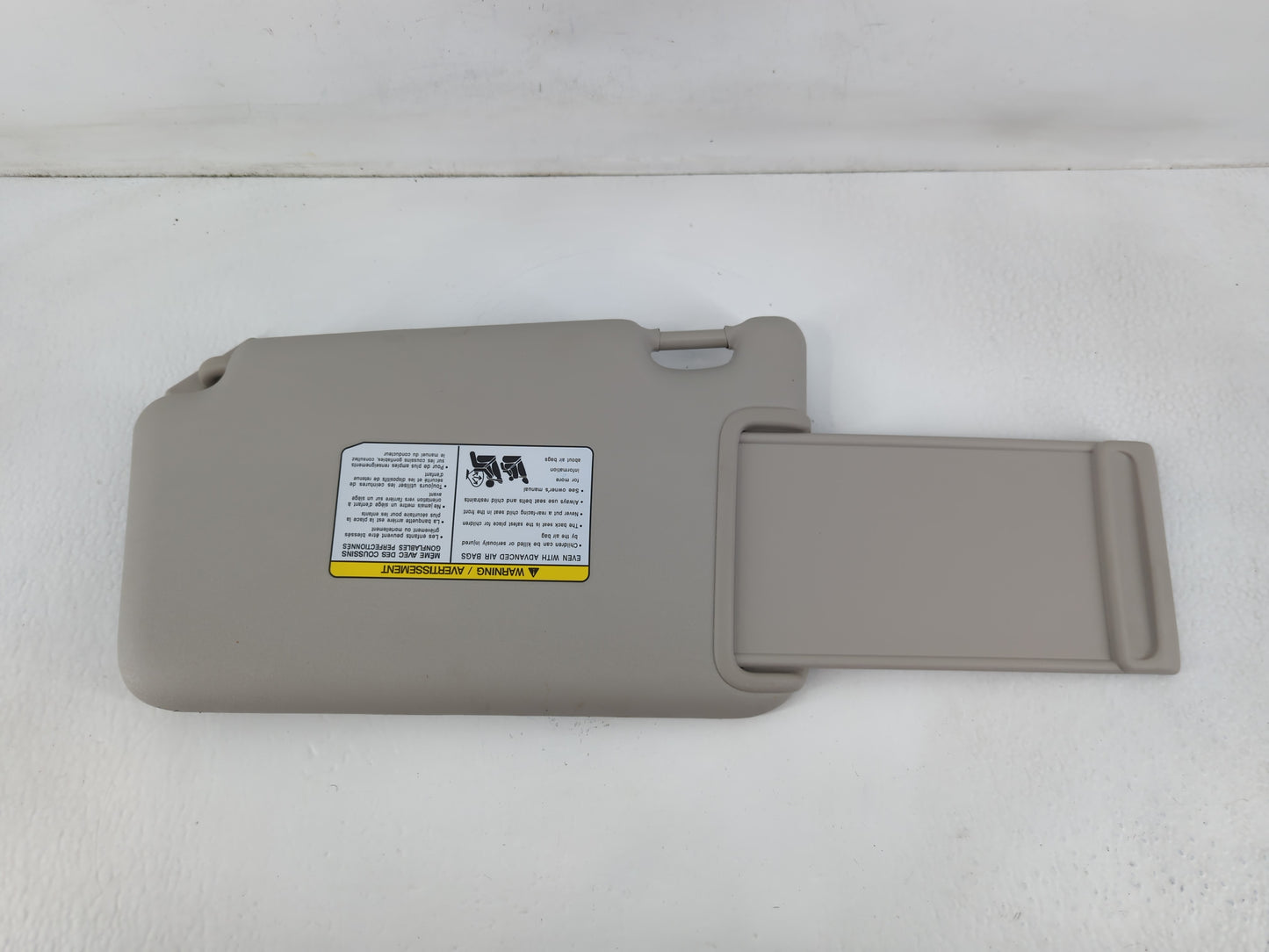 2018-2021 Nissan Kicks Sun Visor Shade Replacement Passenger Right Mirror Fits Fits 2018 2019 2020 2021 OEM Used Auto Parts - Oemusedautoparts1.com