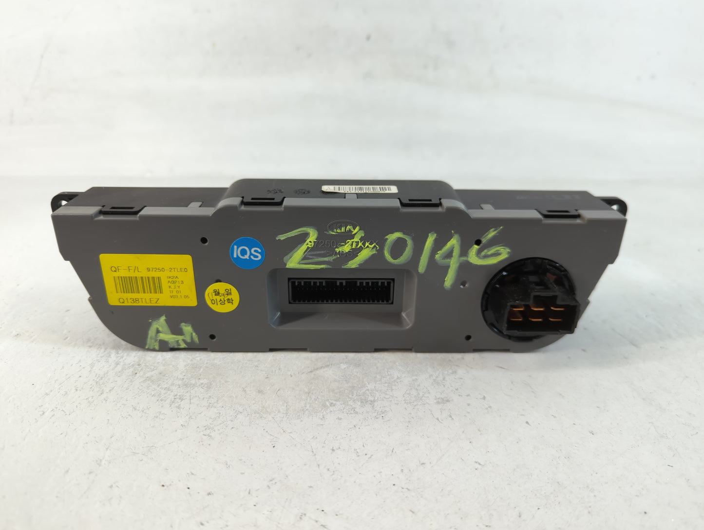 2014-2015 Kia Optima Climate Control Module Temperature AC/Heater Replacement P/N:Q138TLEZ 97250-2TLE0 Fits Fits 2014 2015 OEM Used Auto Parts - Oemusedautoparts1.com