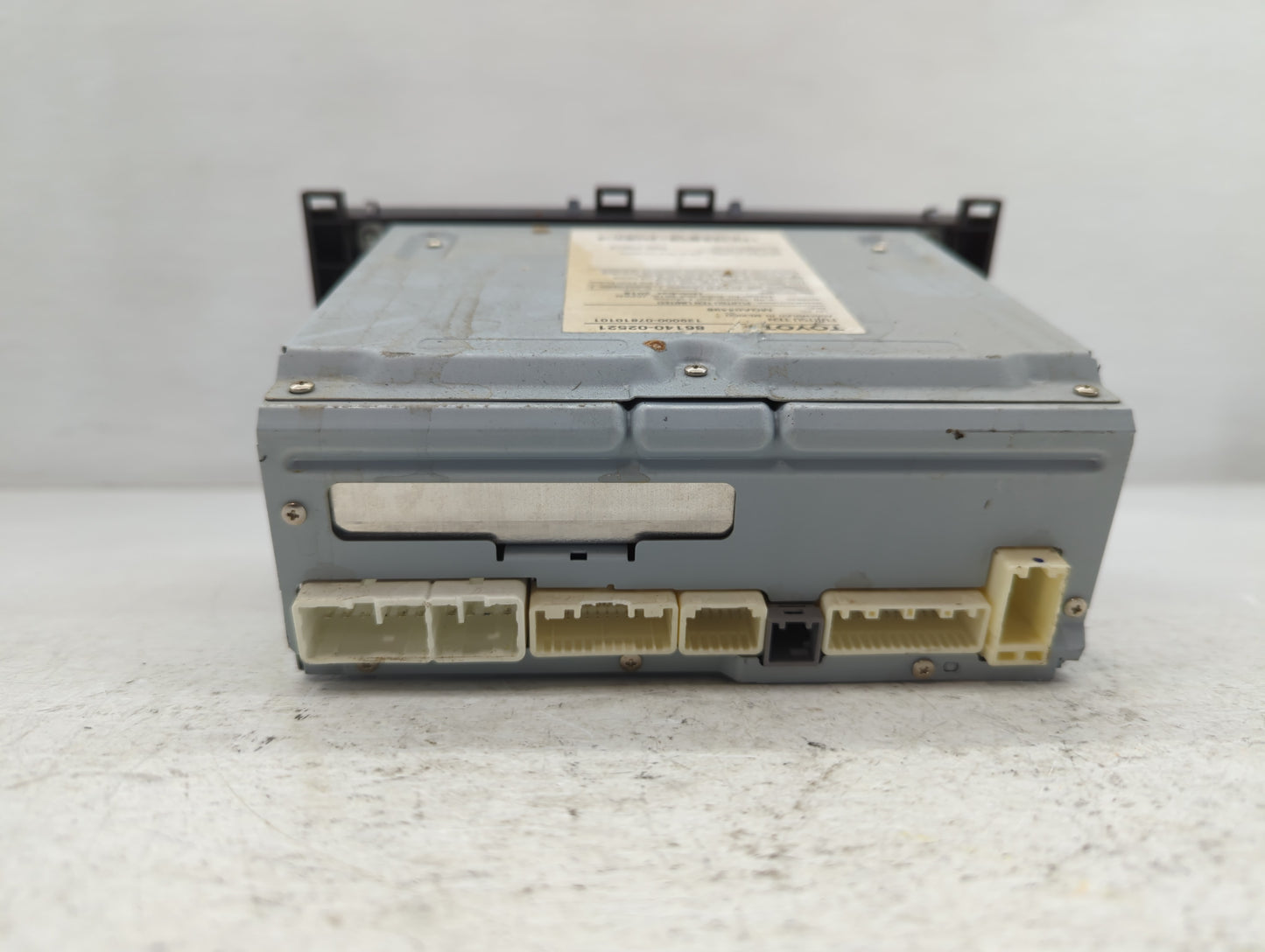 2017-2019 Toyota Corolla Radio AM FM Cd Player Receiver Replacement P/N:86140-02520 Fits Fits 2017 2018 2019 OEM Used Auto Parts - Oemusedautoparts1.com