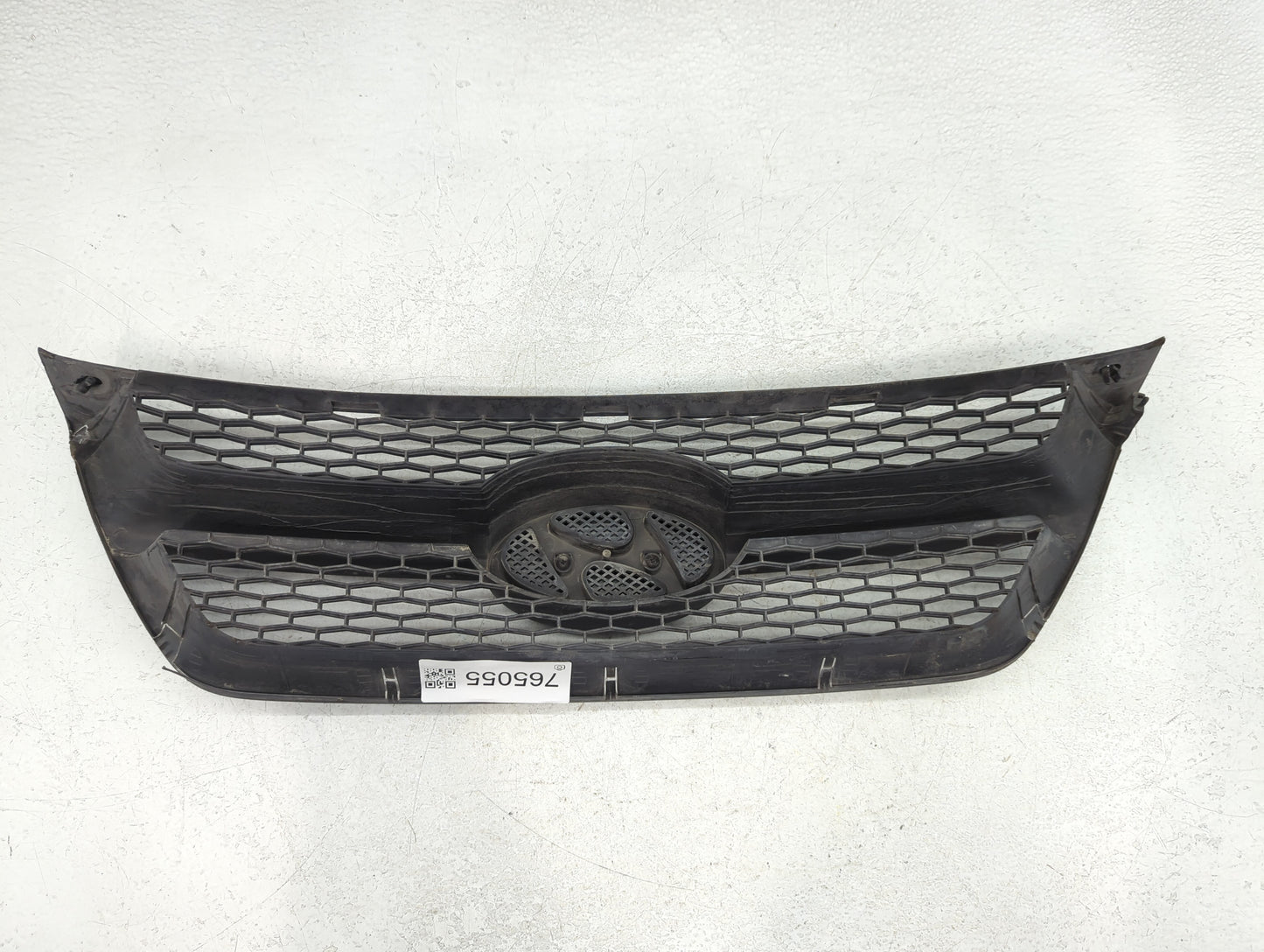 2006-2008 Hyundai Sonata Front Bumper Grille Cover - Oemusedautoparts1.com