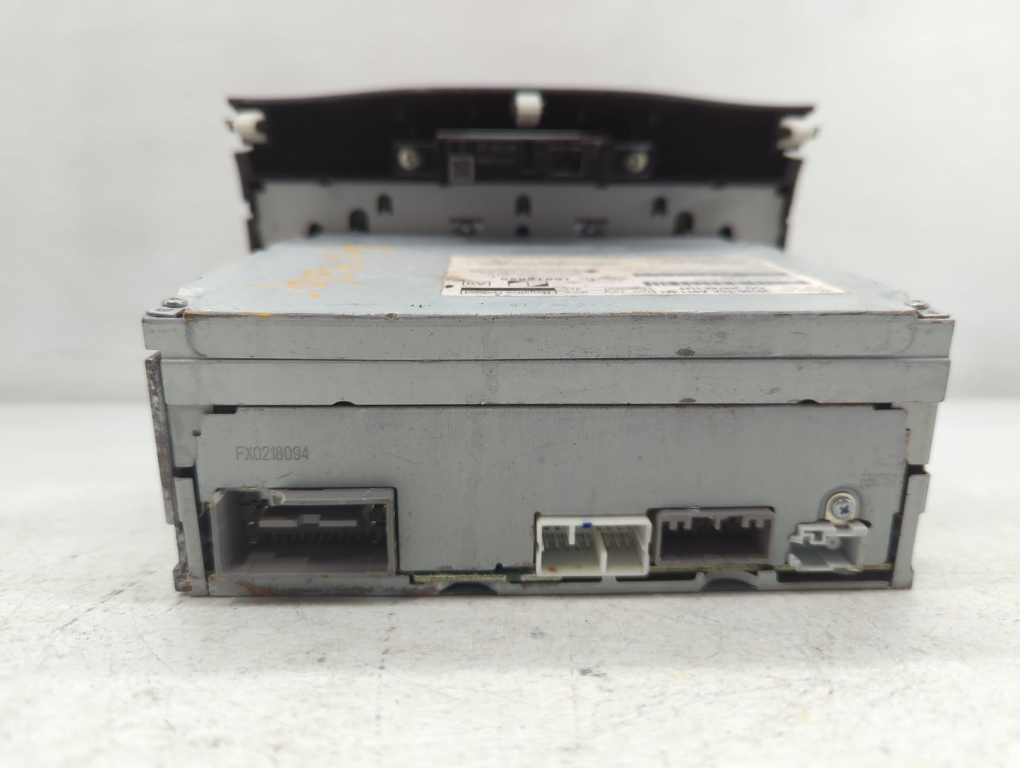 2015-2016 Honda Cr-V Radio AM FM Cd Player Receiver Replacement P/N:39100-T0A-A911-M1 Fits Fits 2015 2016 OEM Used Auto Parts - Oemusedautoparts1.com