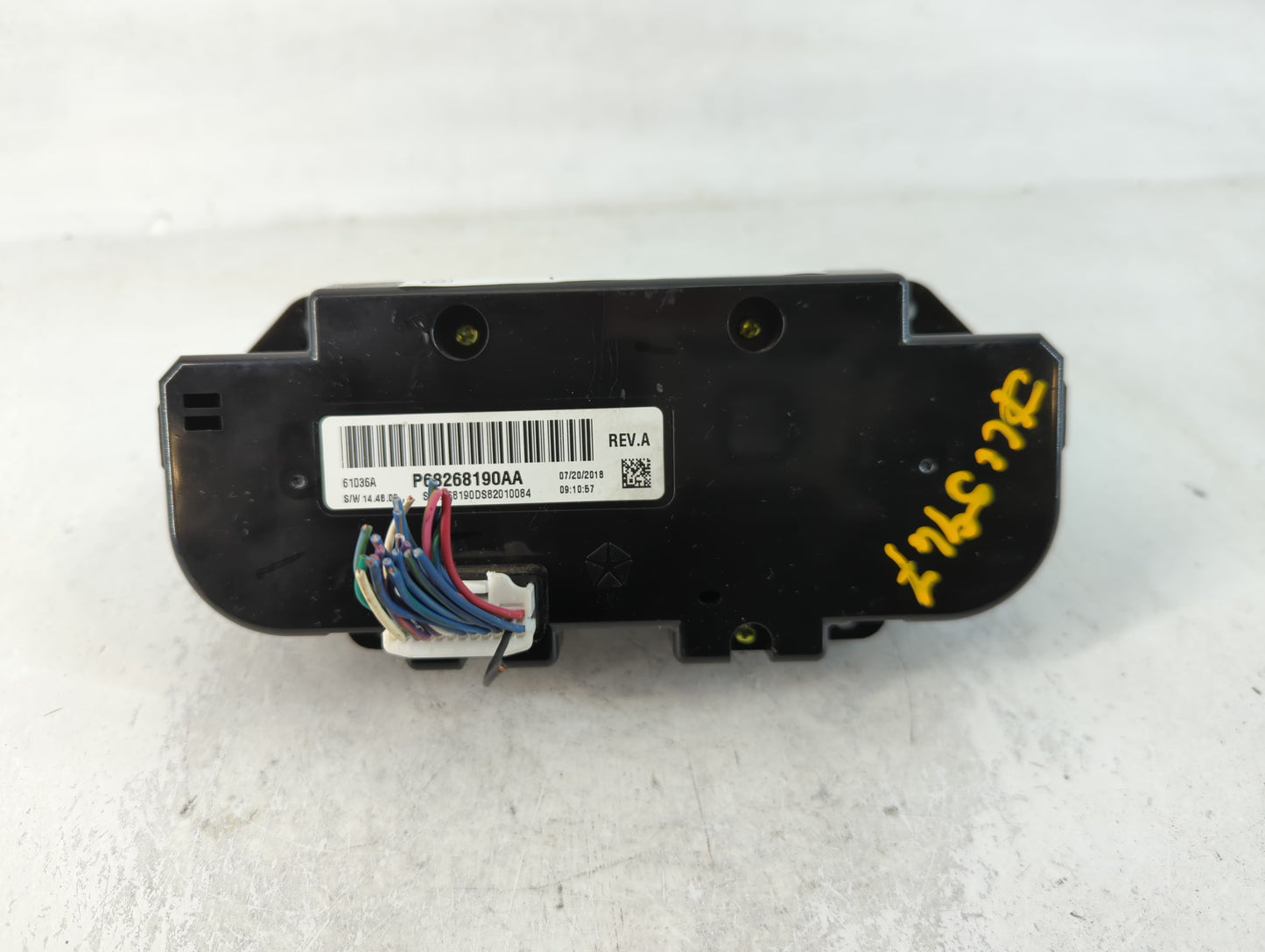 2019 Dodge Ram 1500 Climate Control Module Temperature AC/Heater Replacement P/N:P68268190AA Fits OEM Used Auto Parts - Oemusedautoparts1.com