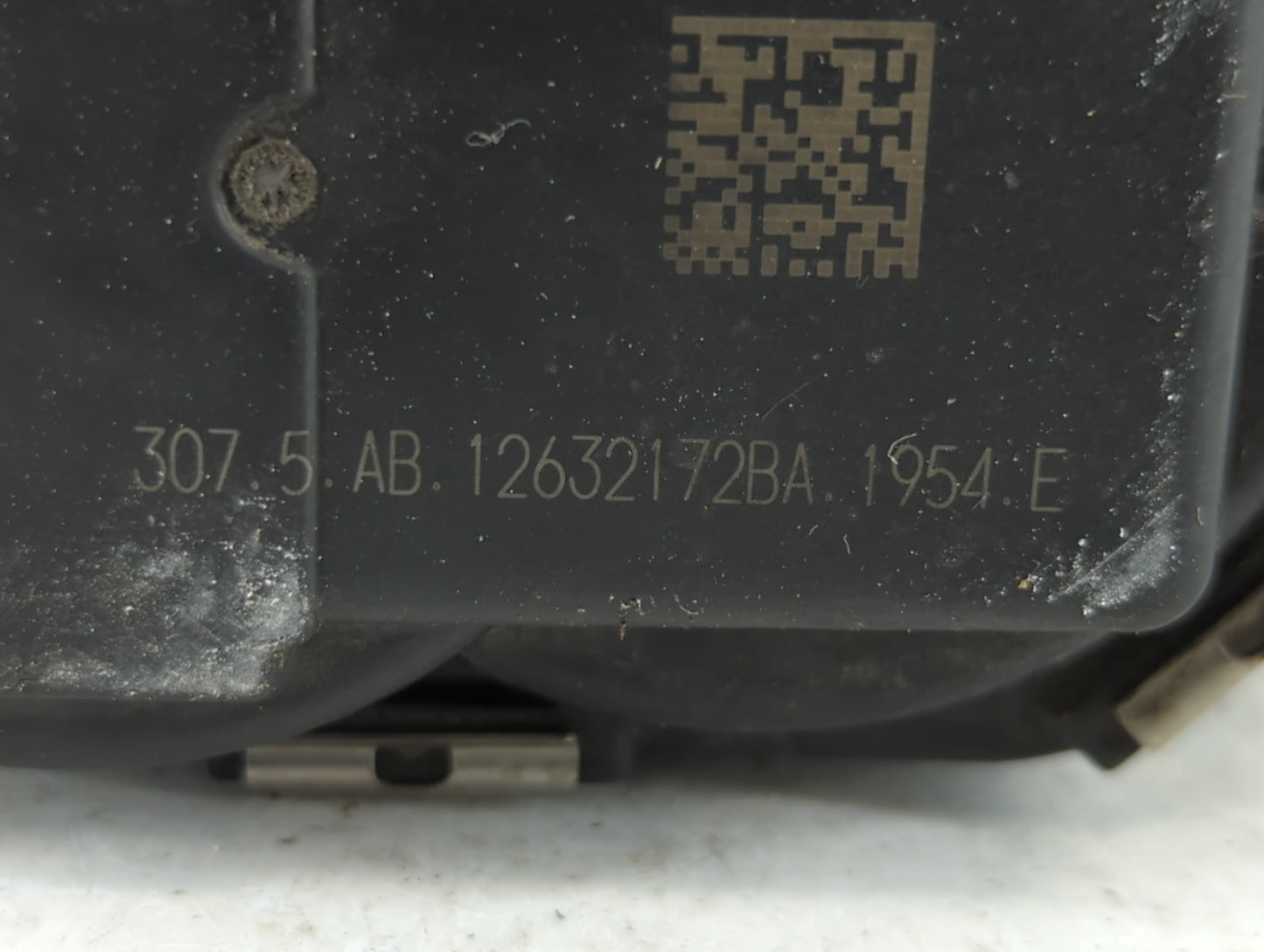 2017-2022 Chevrolet Traverse Throttle Body P/N:12632172BA Fits Fits 2012 2013 2014 2015 2016 2017 2018 2019 2020 2021 2022 OEM Used Auto Parts - Oemusedautoparts1.com