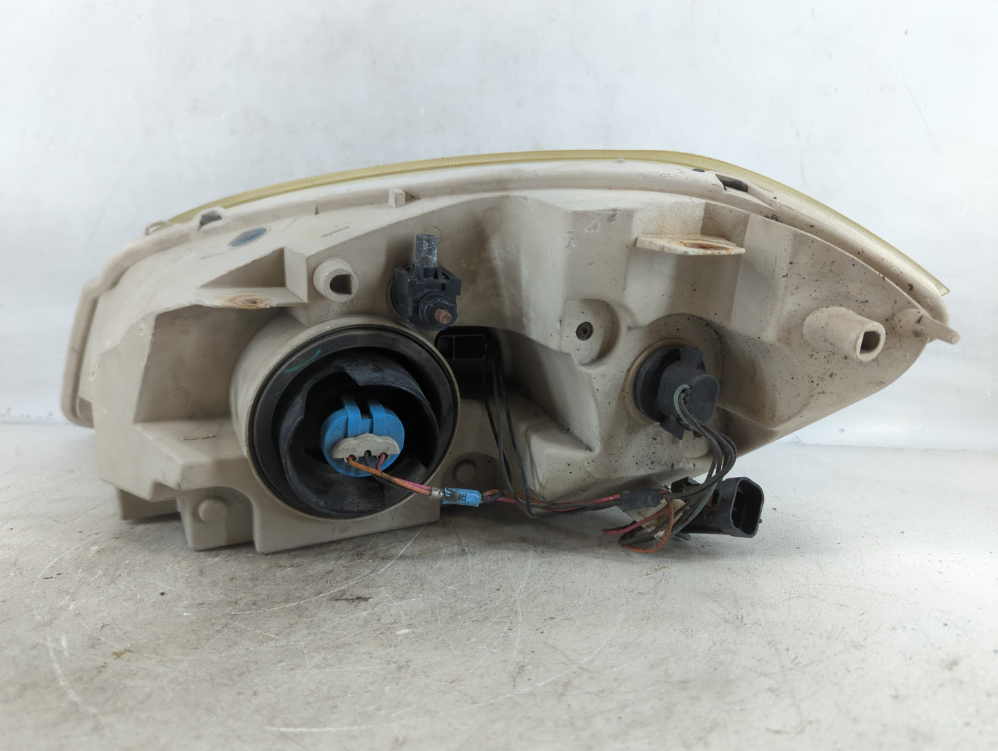 2005-2008 Chevrolet Cobalt Passenger Right Oem Head Light Headlight Lamp - Oemusedautoparts1.com