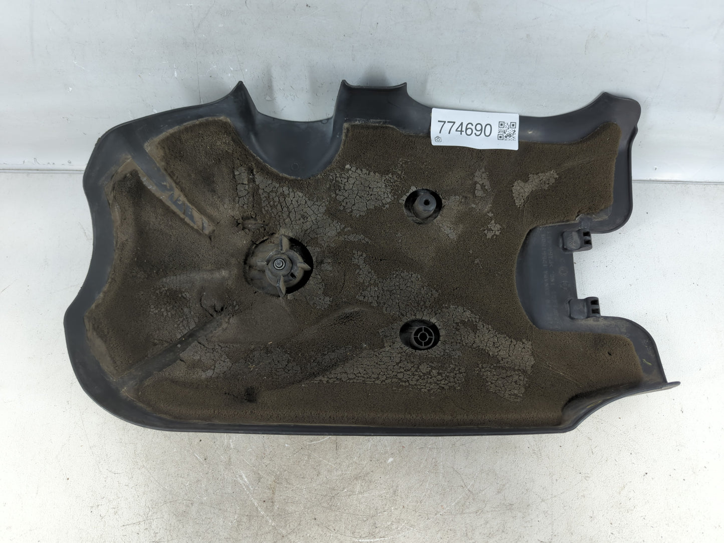 2002 Chevrolet Silverado 1500 Engine Cover - Oemusedautoparts1.com