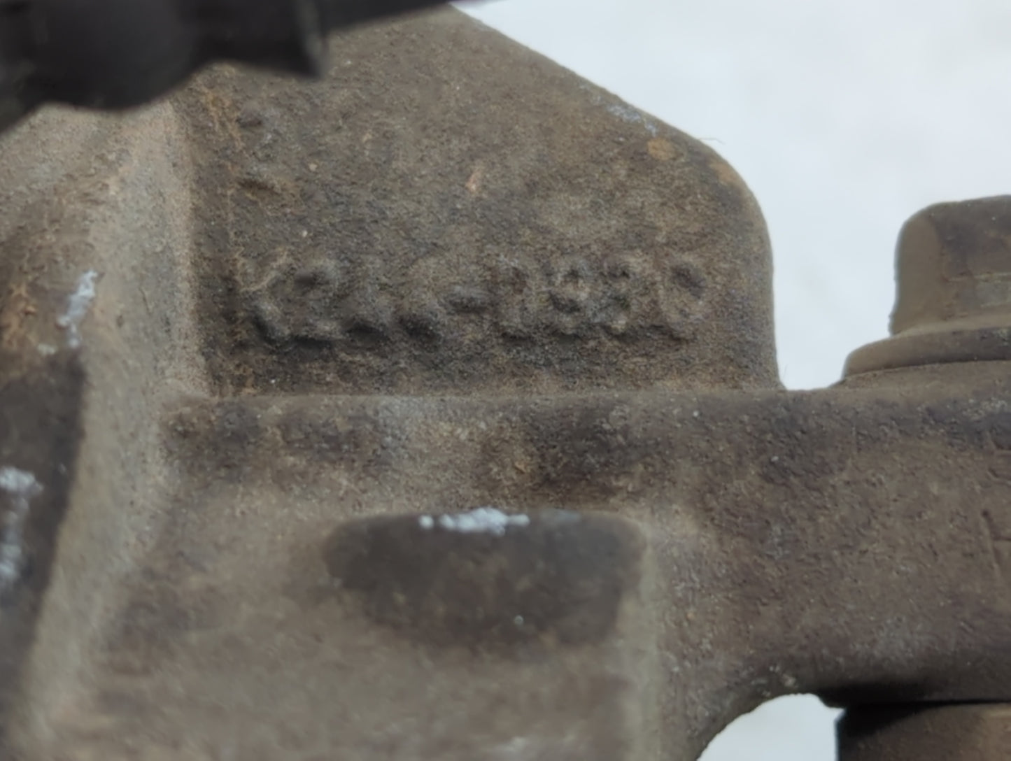 2007-2014 Gmc Yukon Xl 1500 Front Driver Left Brake Caliper - Oemusedautoparts1.com