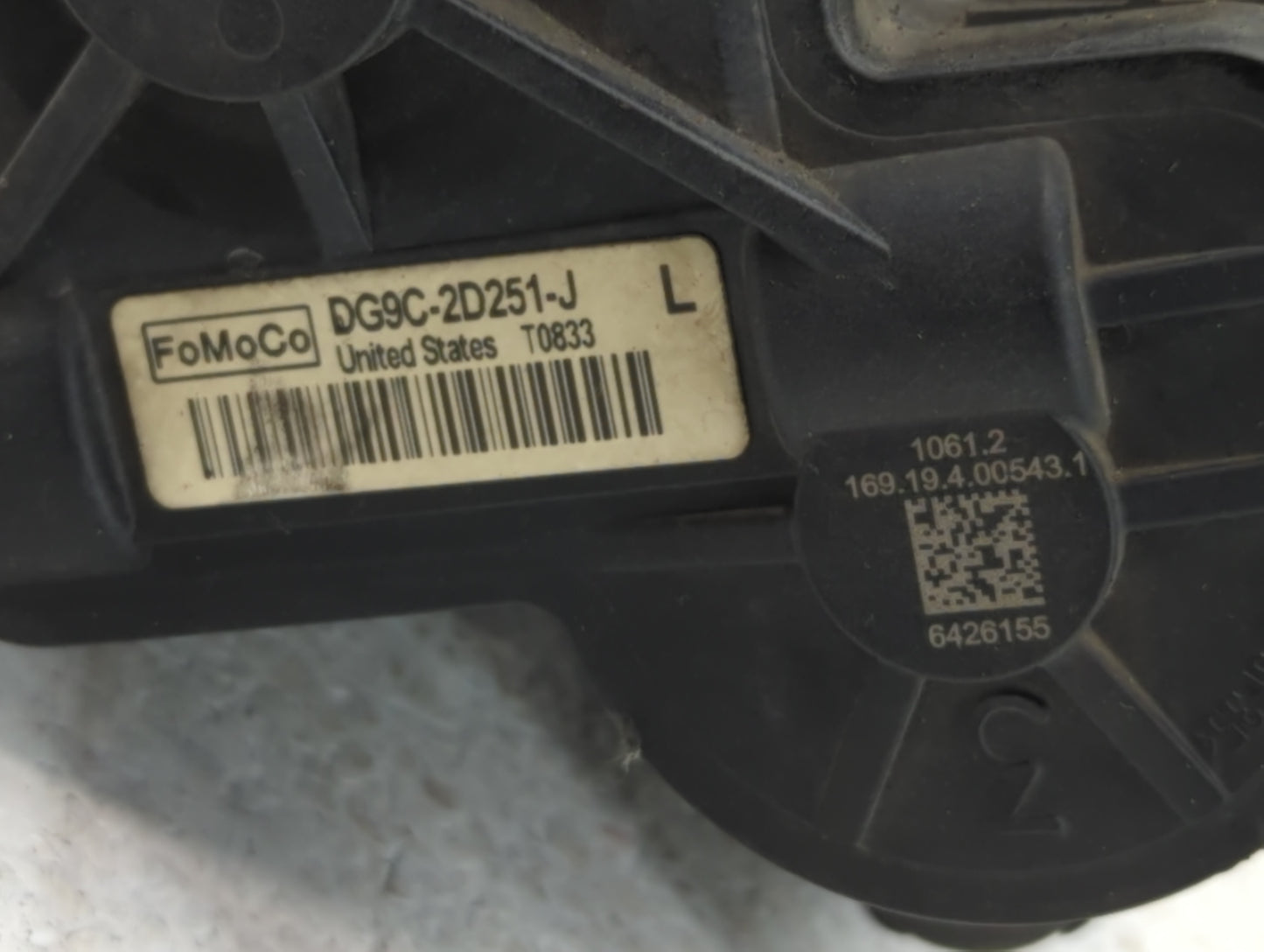 2015-2019 Lincoln Mkc Front Driver Left Brake Caliper - Oemusedautoparts1.com