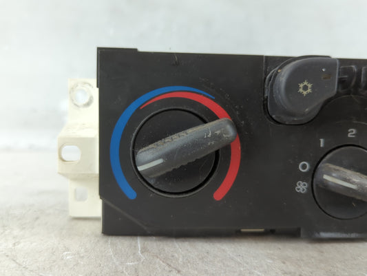 2004-2012 Gmc Canyon Climate Control Module Temperature AC/Heater Replacement P/N:15858833 Fits OEM Used Auto Parts