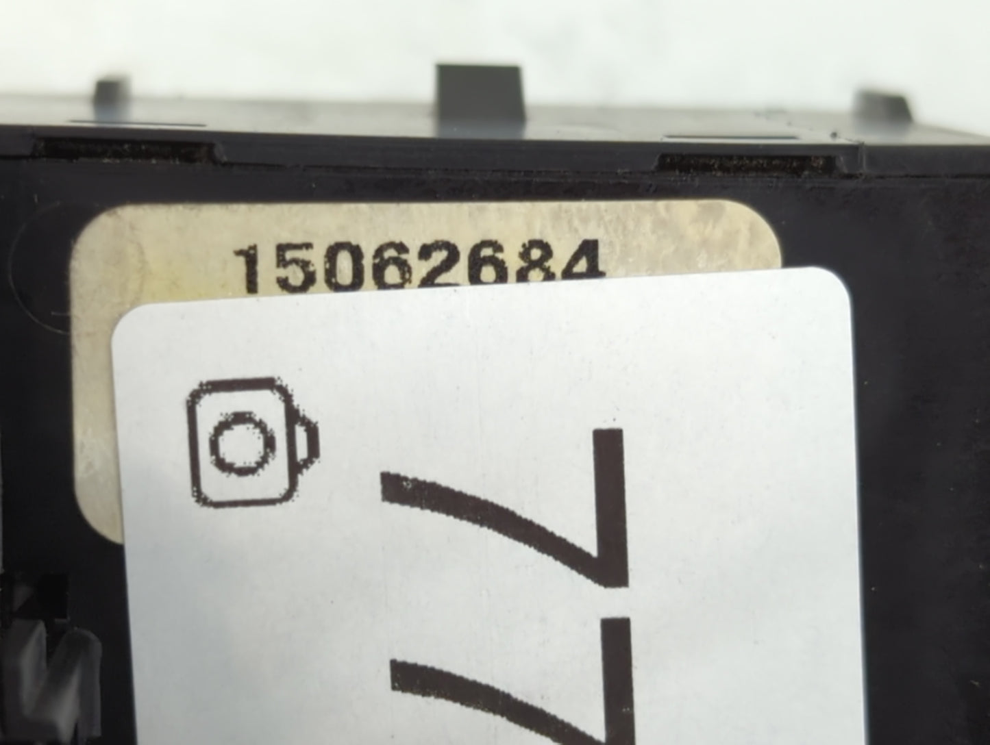 2002 Cadillac Escalade Headlight Lamp Control Switch - Oemusedautoparts1.com