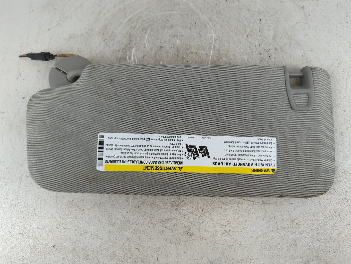 2016-2021 Chevrolet Malibu Sun Visor Shade Replacement Passenger Right Mirror Fits Fits 2016 2017 2018 2019 2020 2021 OEM Used Auto Parts - Oemusedautoparts1.com