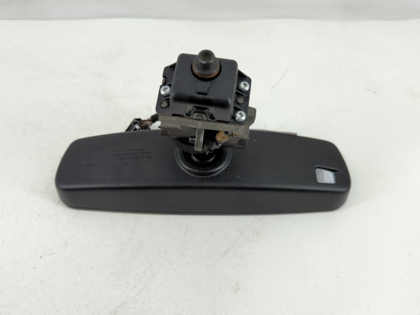 2000-2003 Volkswagen Eurovan Interior Rear View Mirror Replacement OEM P/N:016532 E11026532 Fits Fits 2000 2001 2002 2003 OEM Used Auto Parts - Oemusedautoparts1.com