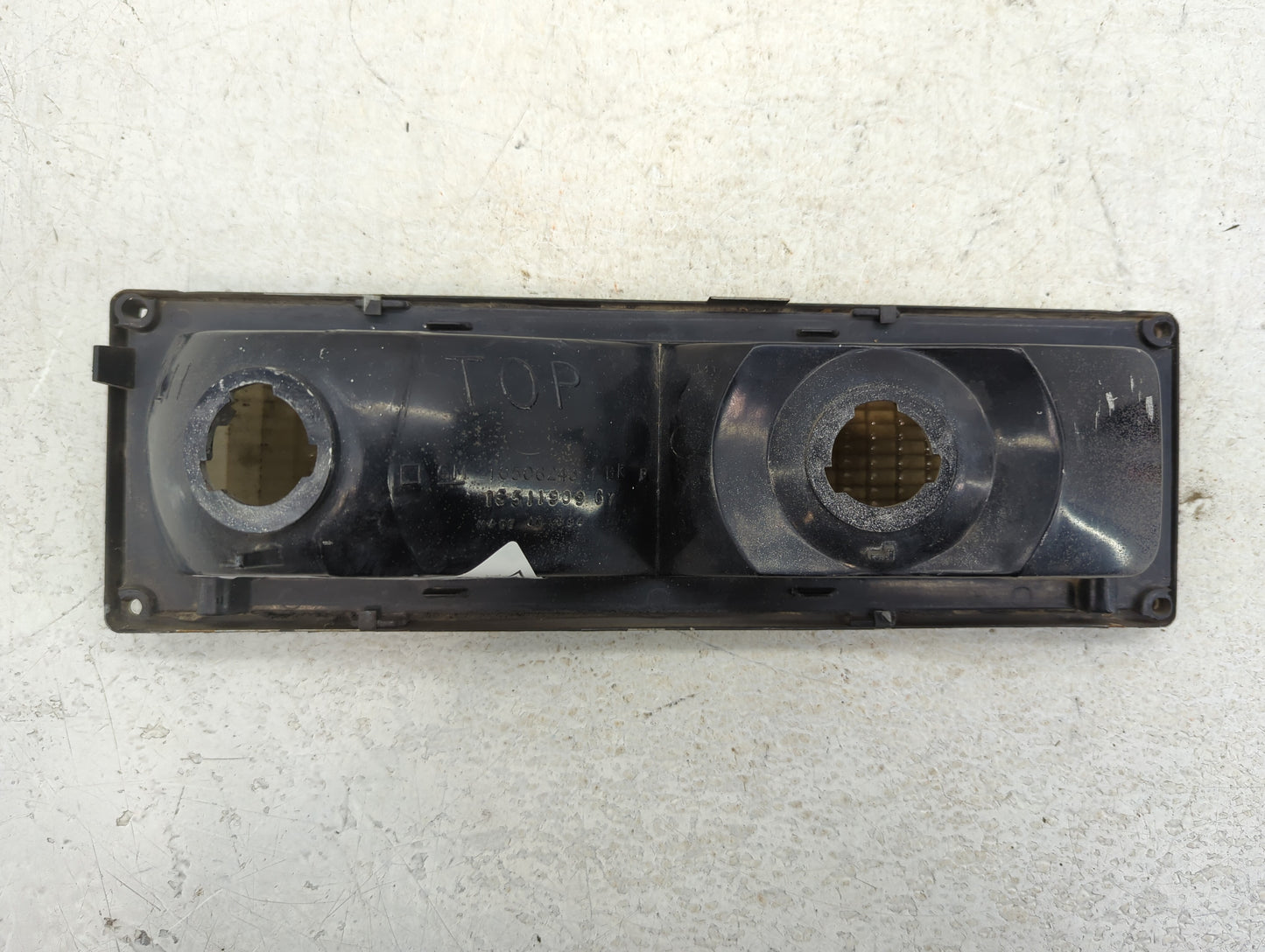 Chevrolet C1500 Driver Left Oem Head Light Headlight Lamp - Oemusedautoparts1.com