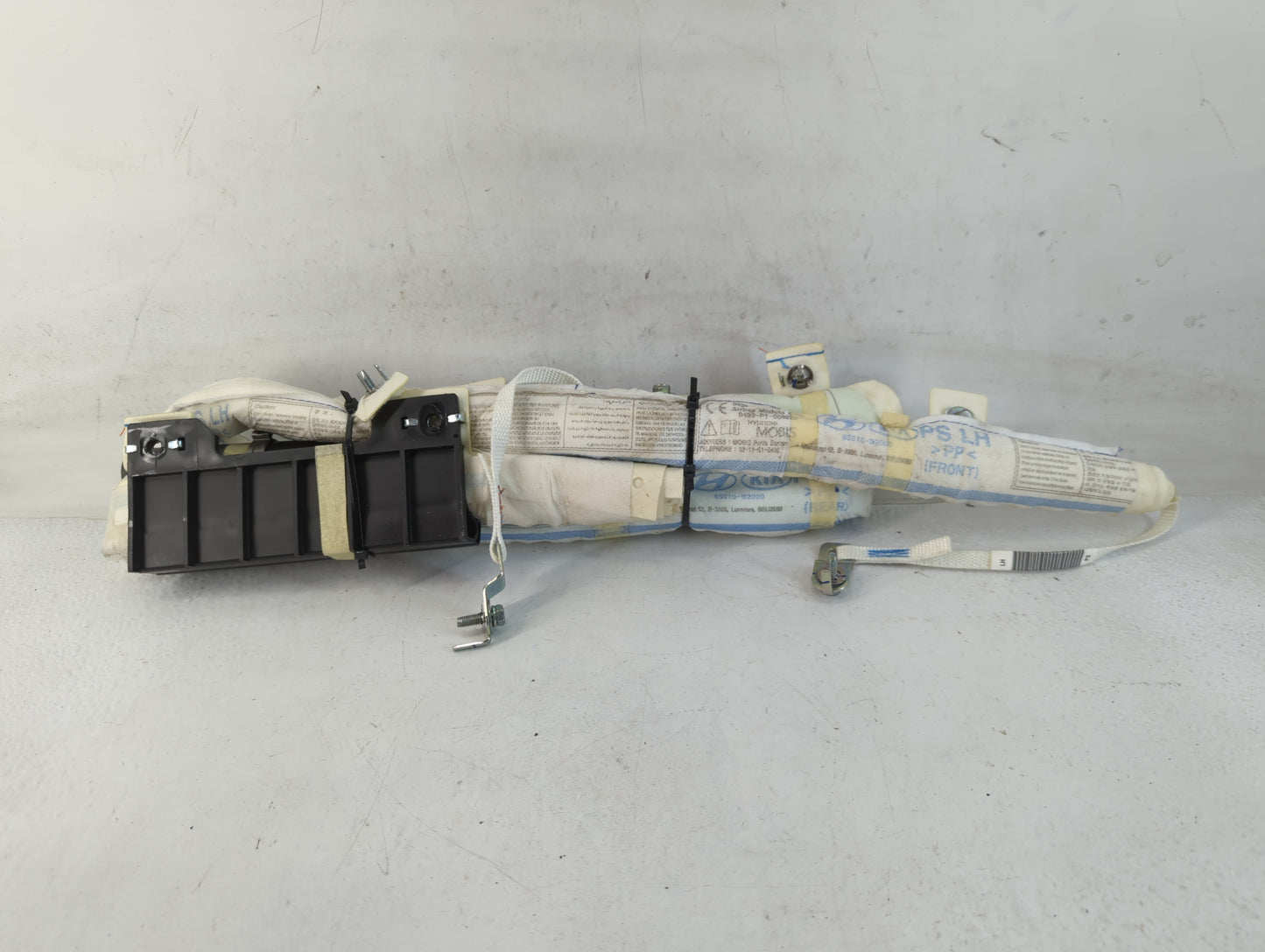 2014-2019 Kia Soul Air Bag Driver Left Steering Wheel Mounted P/N:85010-B2000 Fits Fits 2014 2015 2016 2017 2018 2019 OEM Used Auto Parts - Oemusedautoparts1.com