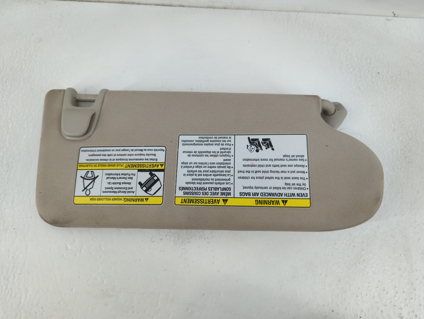 2015-2018 Nissan Murano Sun Visor Shade Replacement Driver Left Mirror Fits Fits 2015 2016 2017 2018 OEM Used Auto Parts - Oemusedautoparts1.com