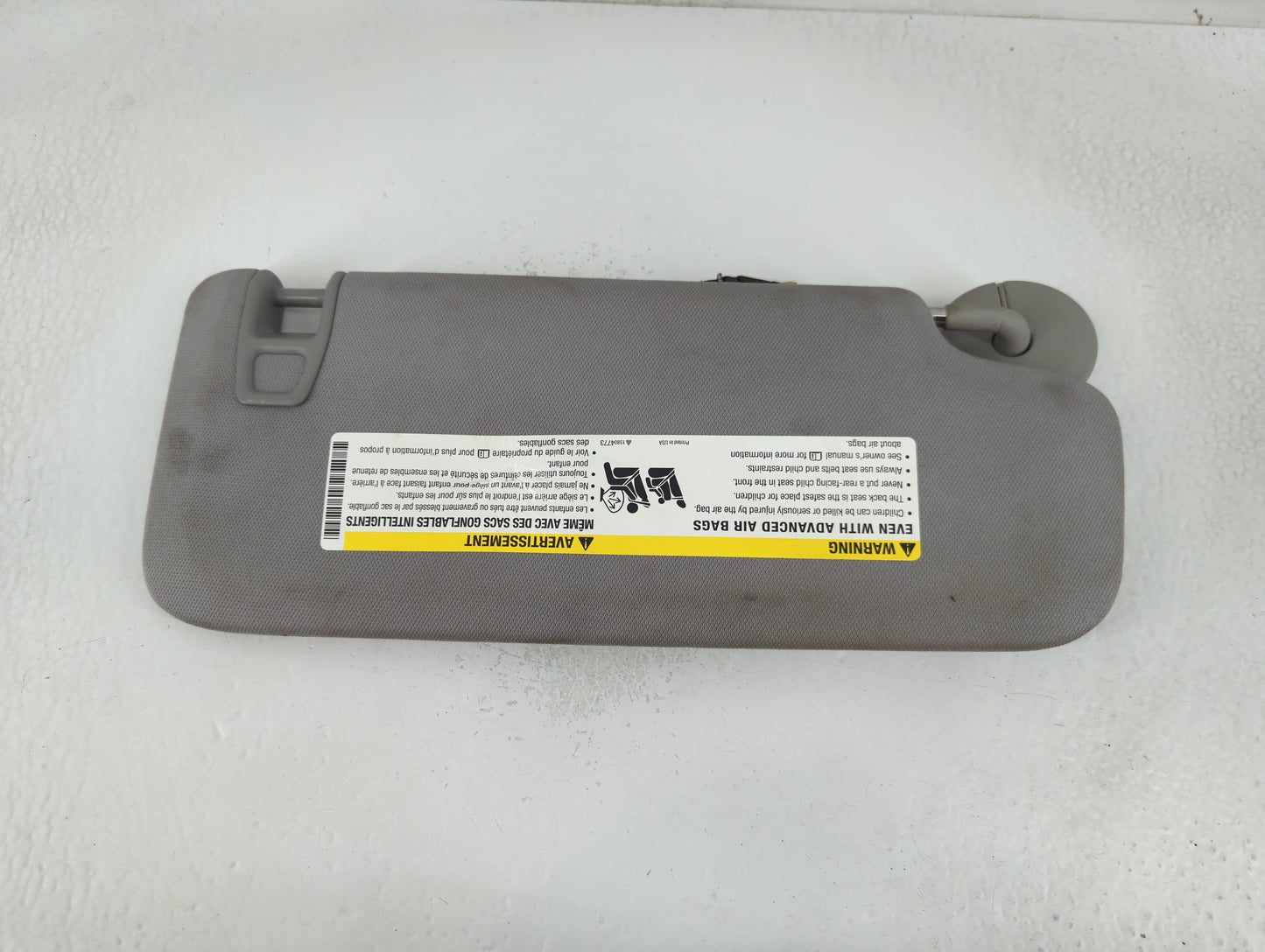 2016-2021 Chevrolet Malibu Sun Visor Shade Replacement Driver Left Mirror Fits Fits 2016 2017 2018 2019 2020 2021 OEM Used Auto Parts - Oemusedautoparts1.com