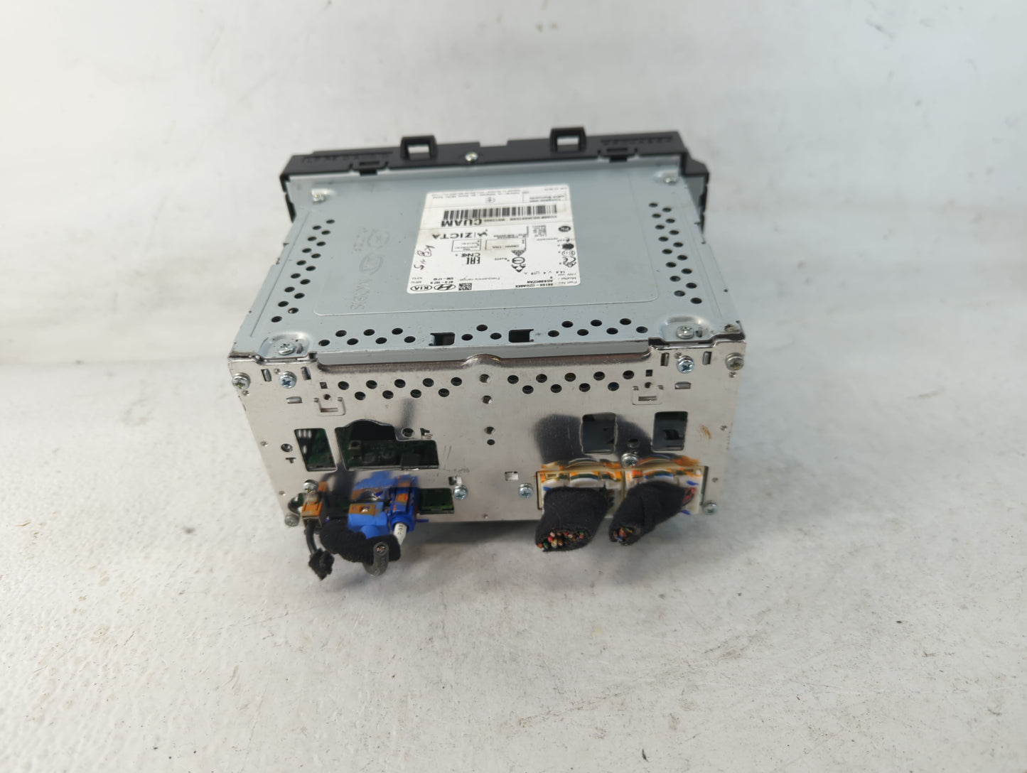 2018-2019 Hyundai Sonata Radio AM FM Cd Player Receiver Replacement P/N:96160-C2UA04X Fits Fits 2018 2019 OEM Used Auto Parts - Oemusedautoparts1.com