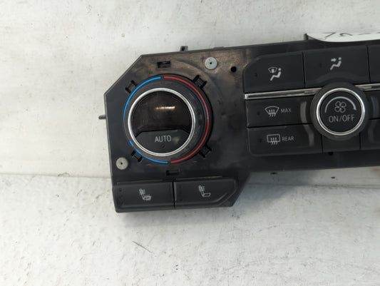 2019 Chevrolet Silverado 1500 Climate Control Module Temperature AC/Heater Replacement P/N:84499511 Fits Fits 2020 OEM Used Auto Parts