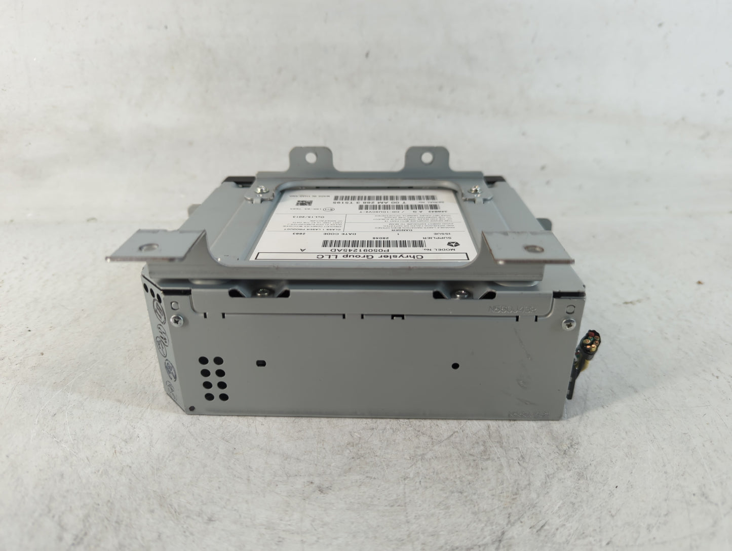 2014-2022 Jeep Grand Cherokee Radio AM FM Cd Player Receiver Replacement P/N:P05091245AD Fits OEM Used Auto Parts - Oemusedautoparts1.com