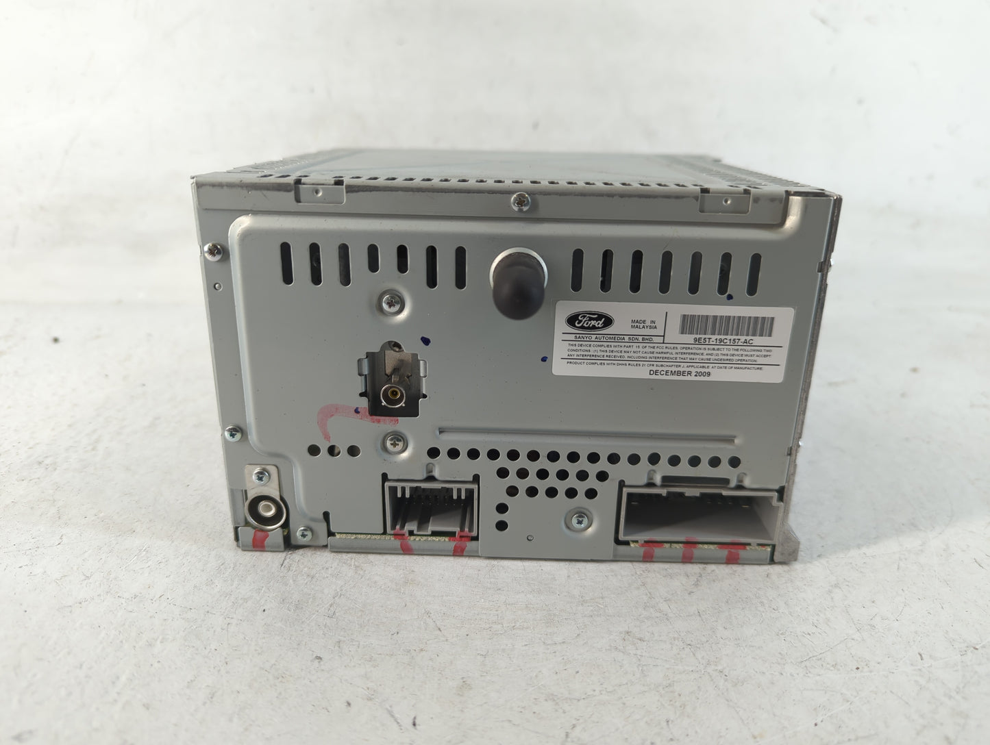 2010 Ford Fusion Radio AM FM Cd Player Receiver Replacement P/N:9E5T-19C157-AC Fits OEM Used Auto Parts - Oemusedautoparts1.com